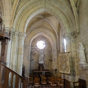 Église Saint-Pierre de Puiseux-Pontoise et 2 croix