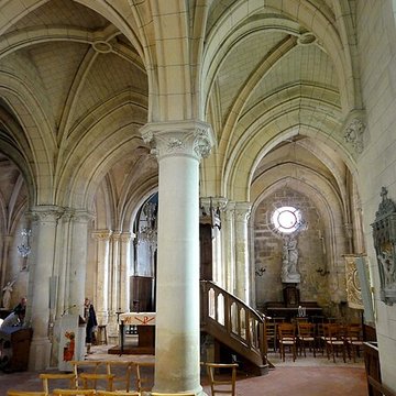 Église Saint-Pierre de Puiseux-Pontoise et 2 croix