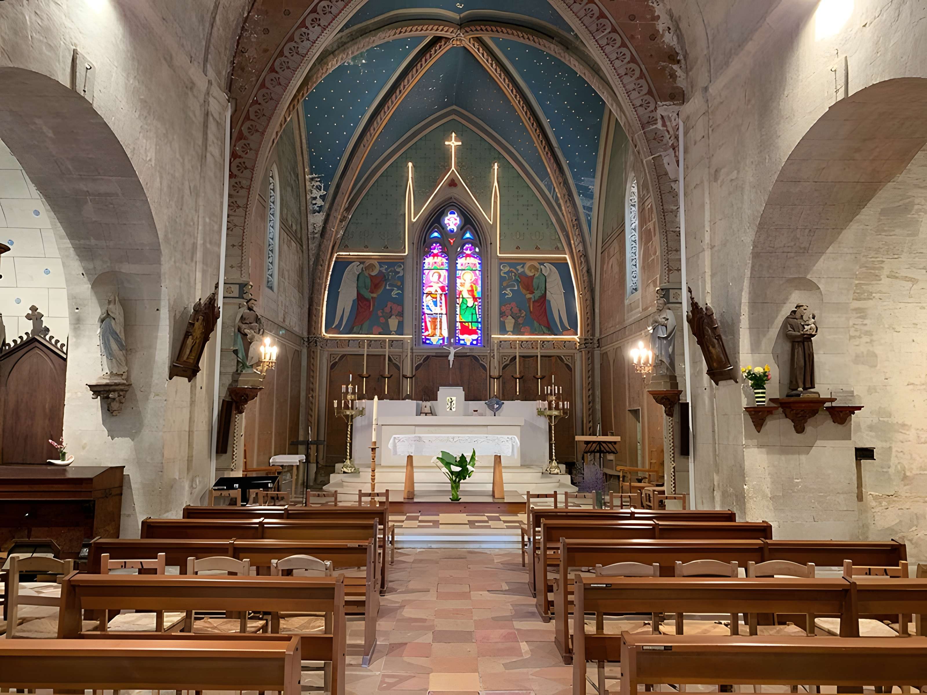 Église Saint-Pierre de Puisseguin