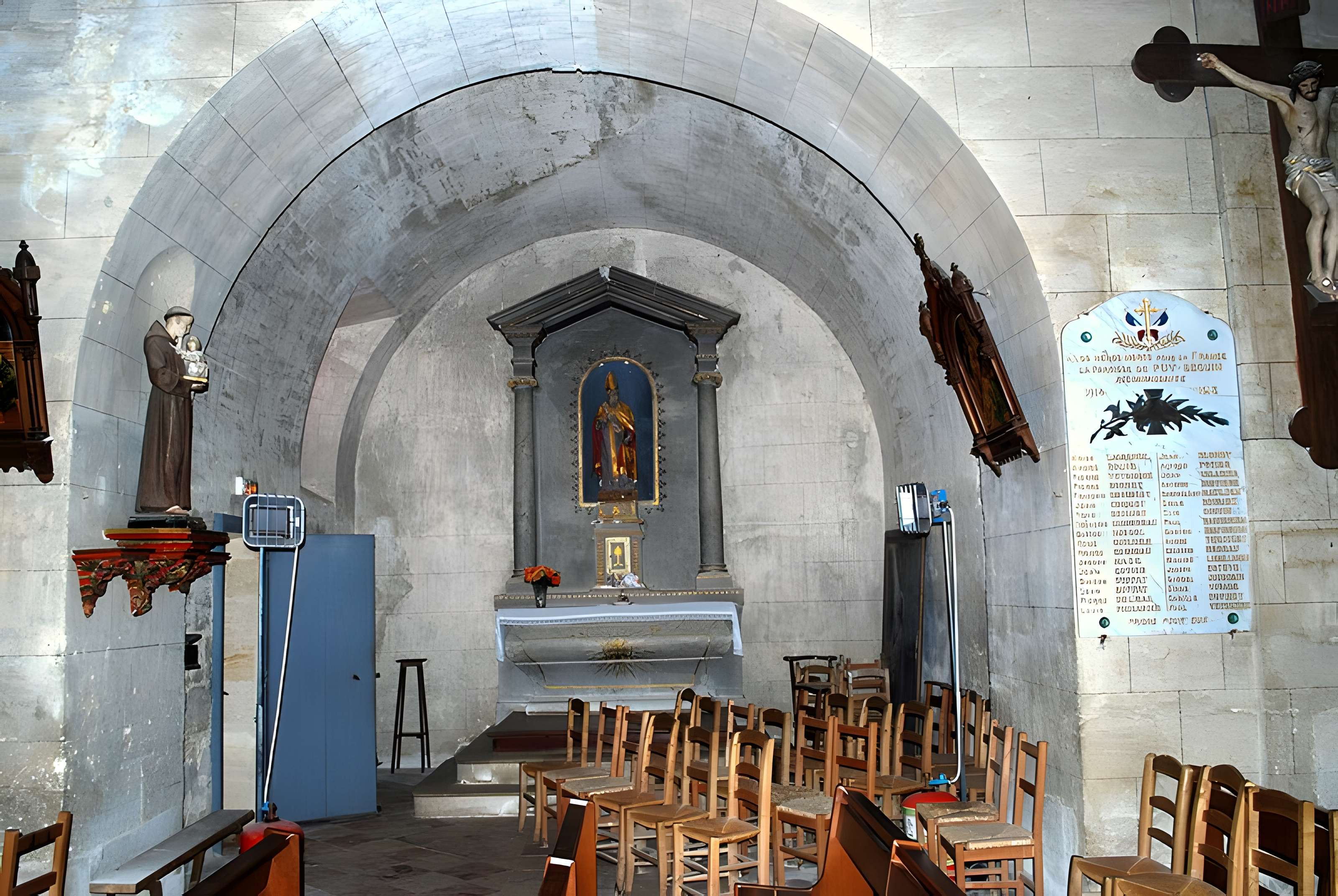 Église Saint-Pierre de Puisseguin