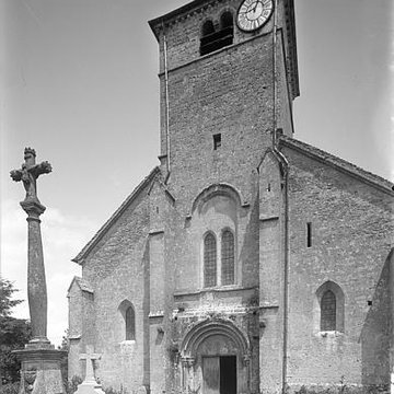 Église Saint-Pierre de Sacquenay