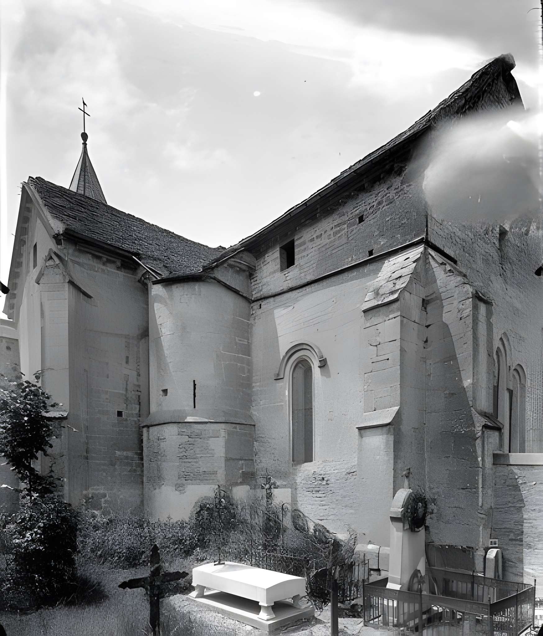 Église Saint-Pierre de Sacquenay