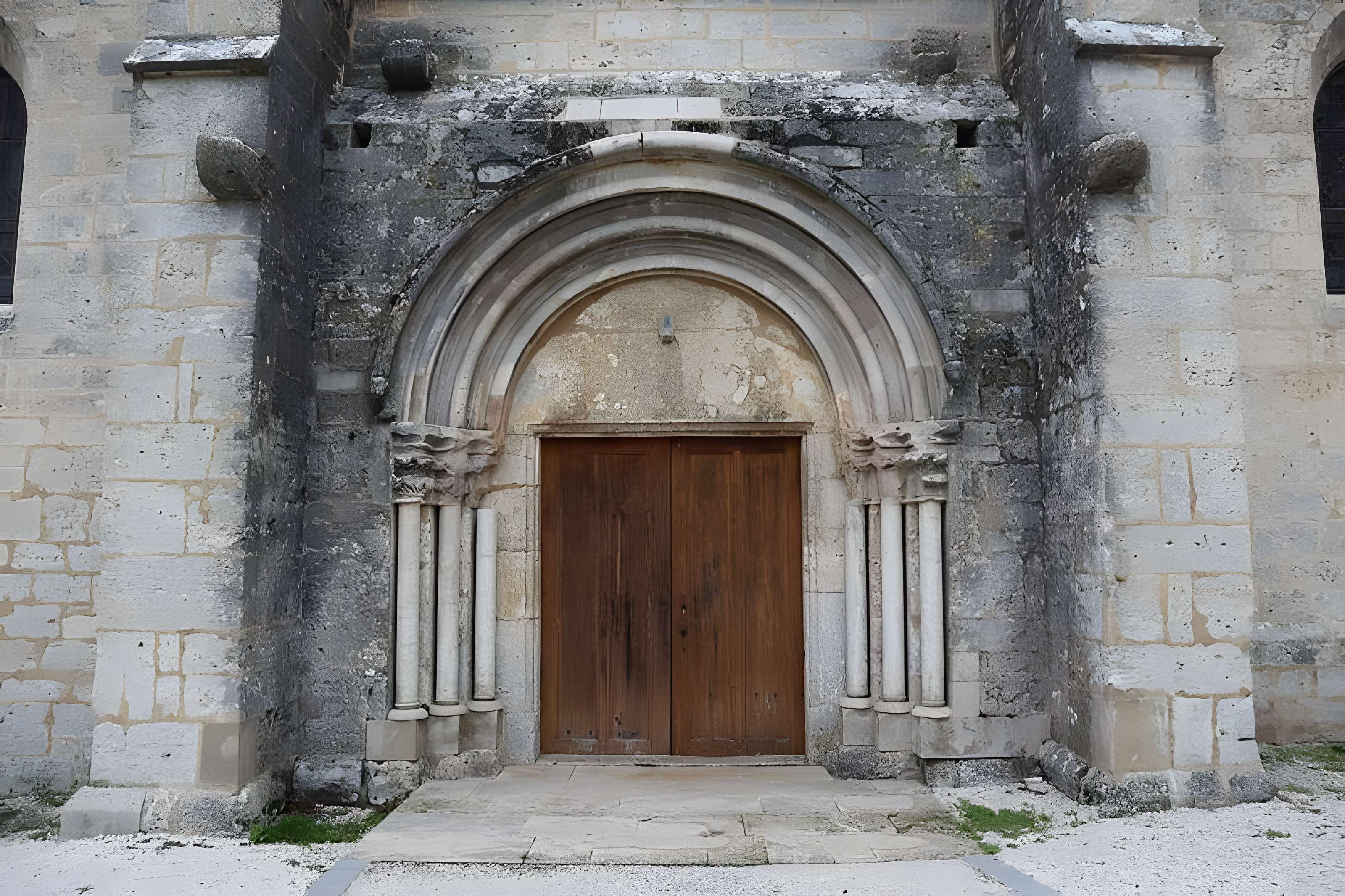 Église Saint-Pierre de Sacquenay