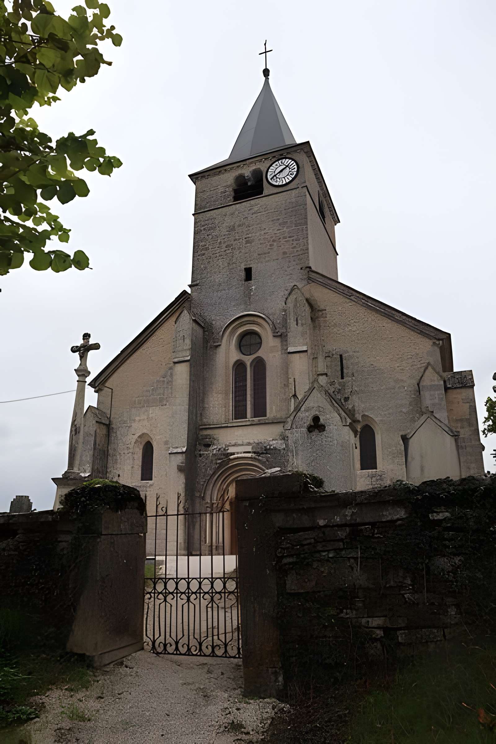 Église Saint-Pierre de Sacquenay