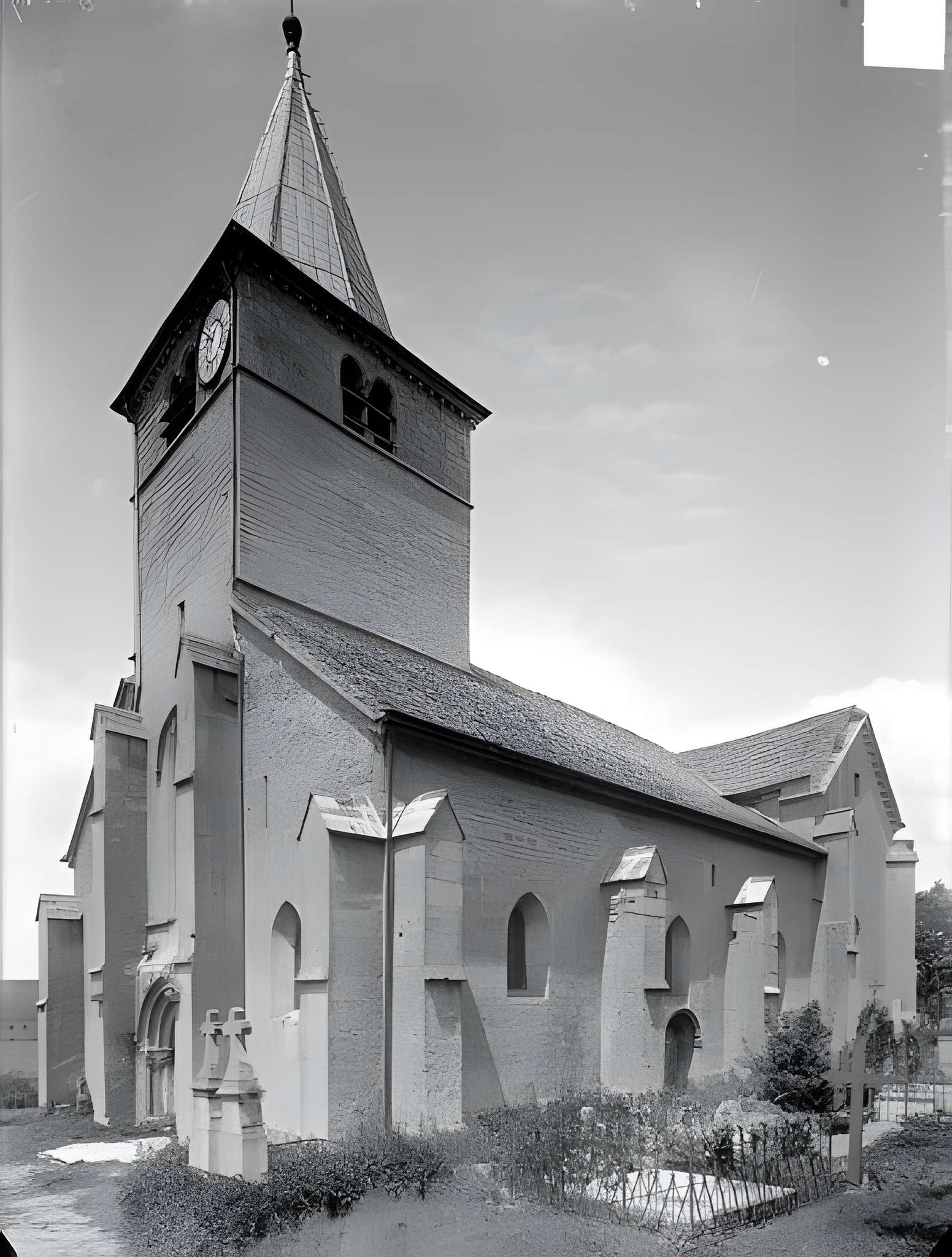 Église Saint-Pierre de Sacquenay
