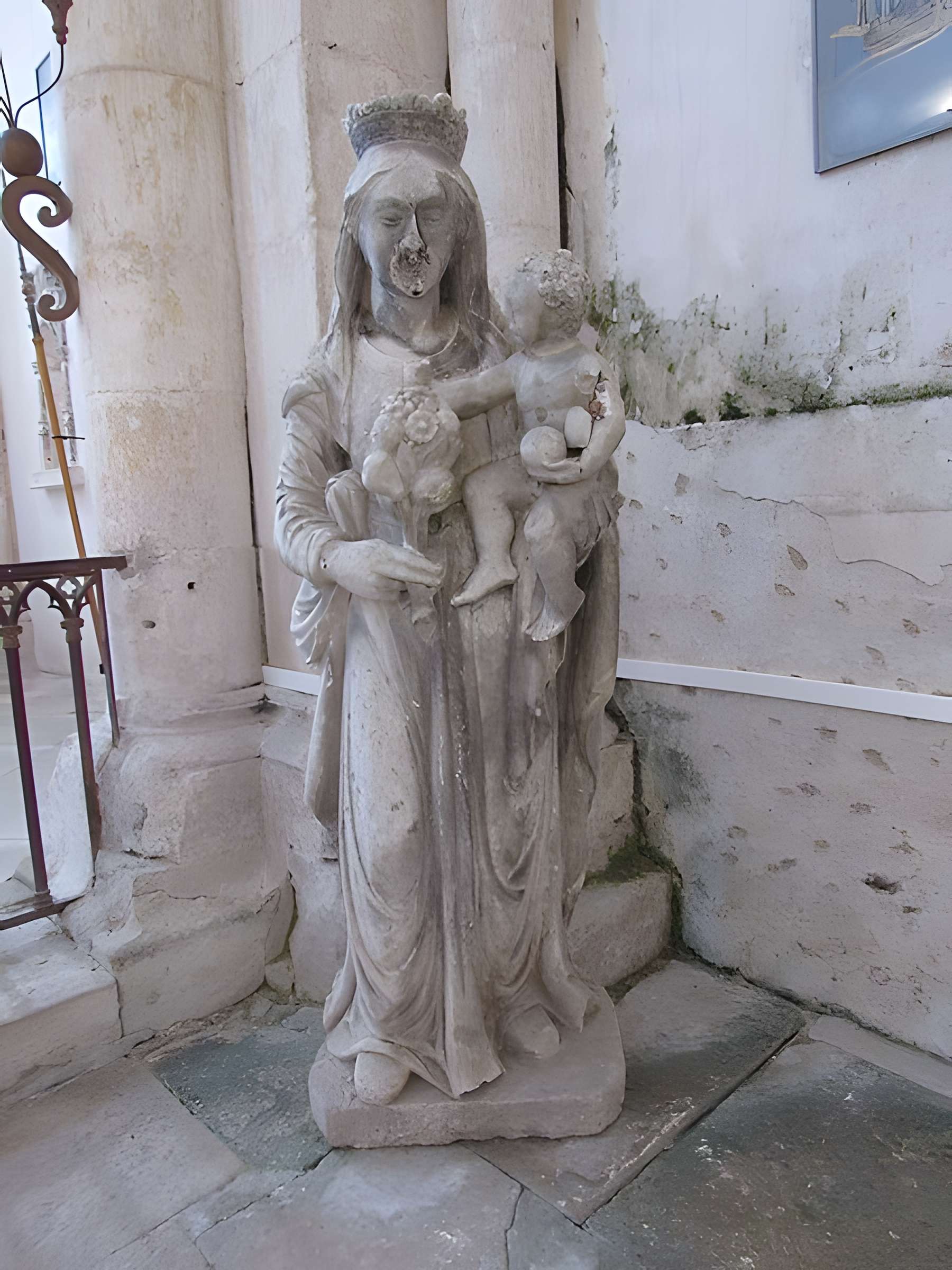 Église Saint-Pierre de Sainte-Vertu