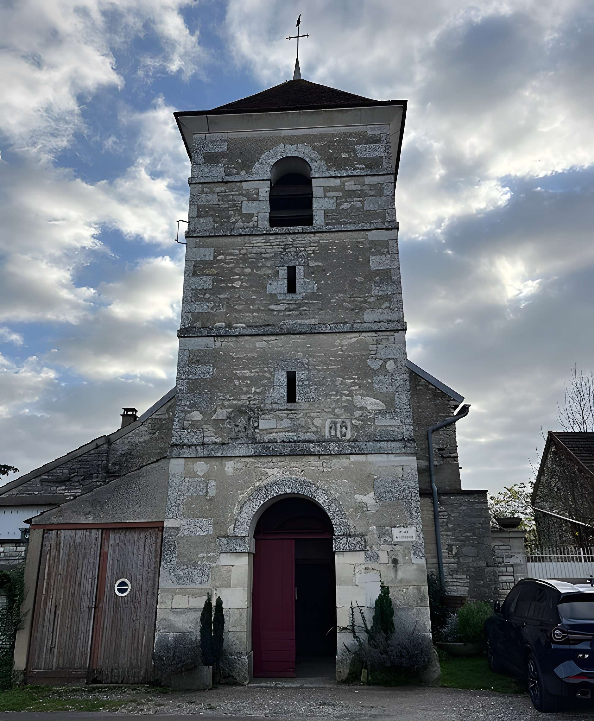 Église Saint-Pierre de Sainte-Vertu