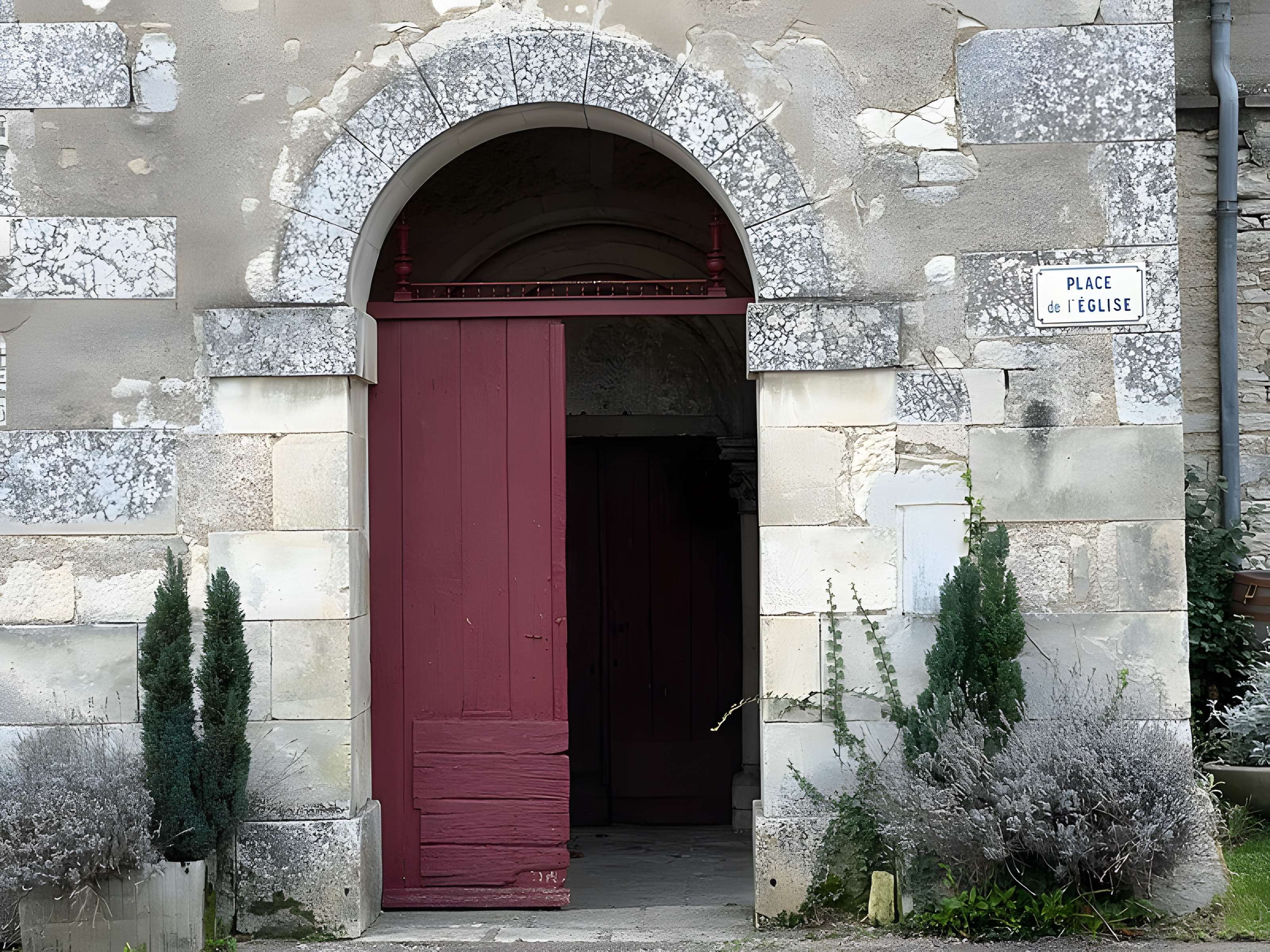 Église Saint-Pierre de Sainte-Vertu