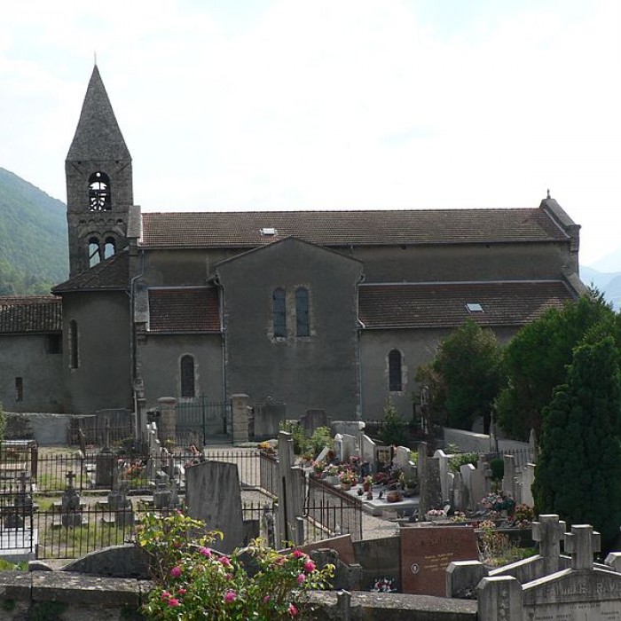 Photo de Église Saint-Pierre de Saint-Georges-de-Commiers