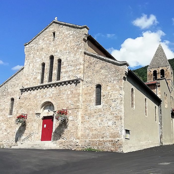 Photo de Église Saint-Pierre de Saint-Georges-de-Commiers