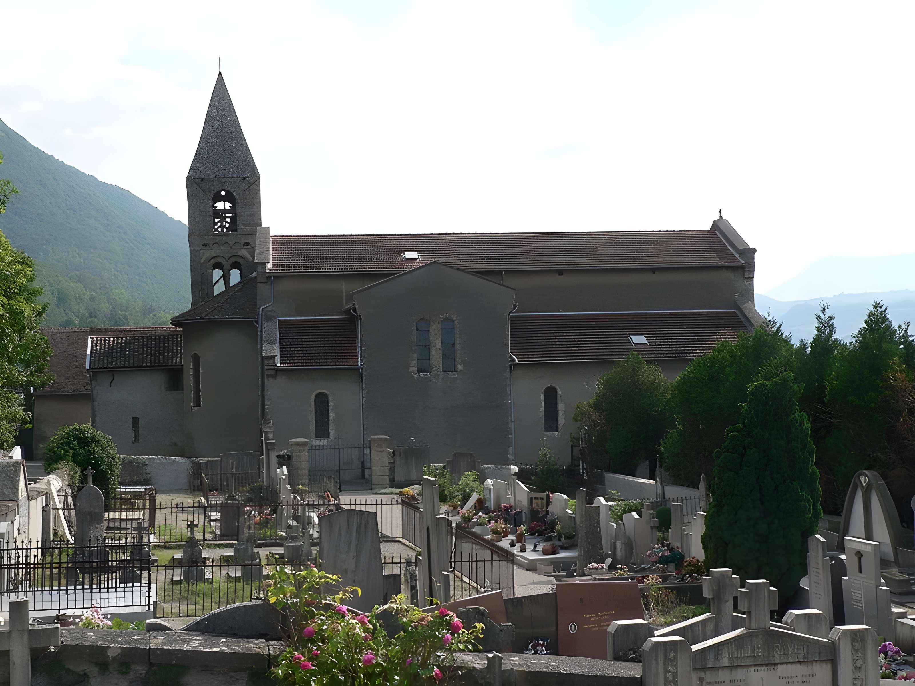 Église Saint-Pierre de Saint-Georges-de-Commiers 