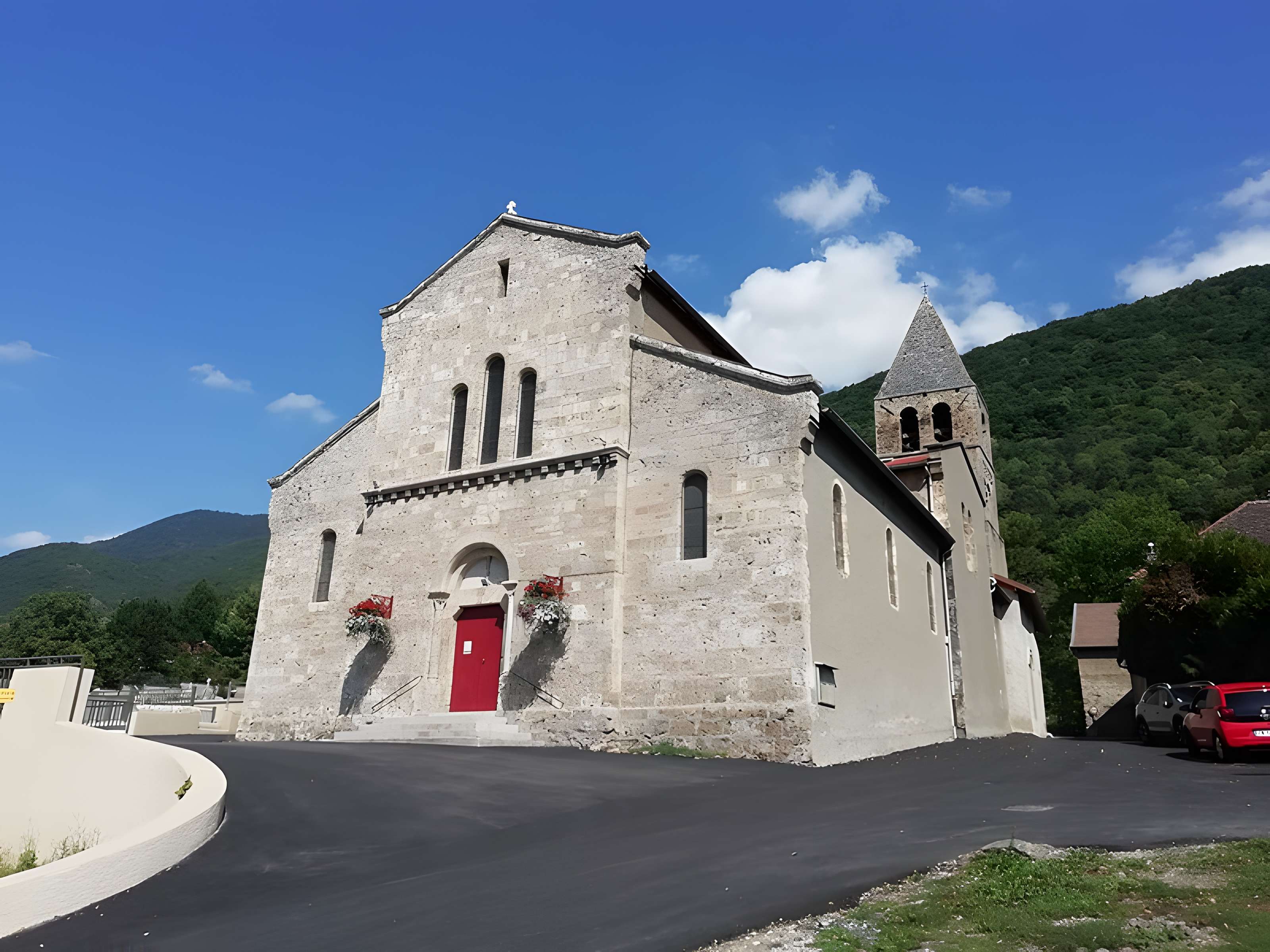 Église Saint-Pierre de Saint-Georges-de-Commiers