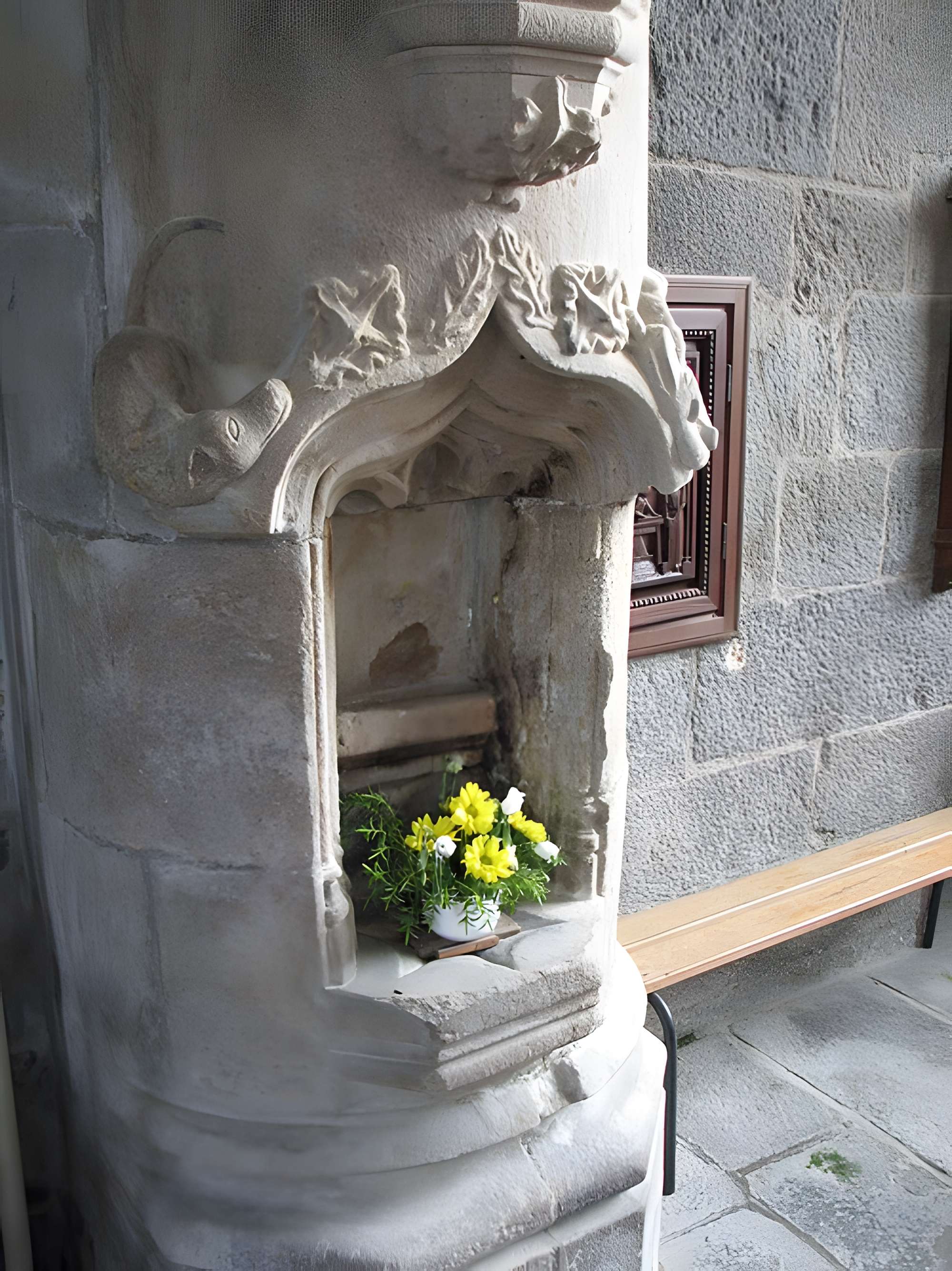 Église Saint-Pierre de Saint-Pierre-de-Plesguen