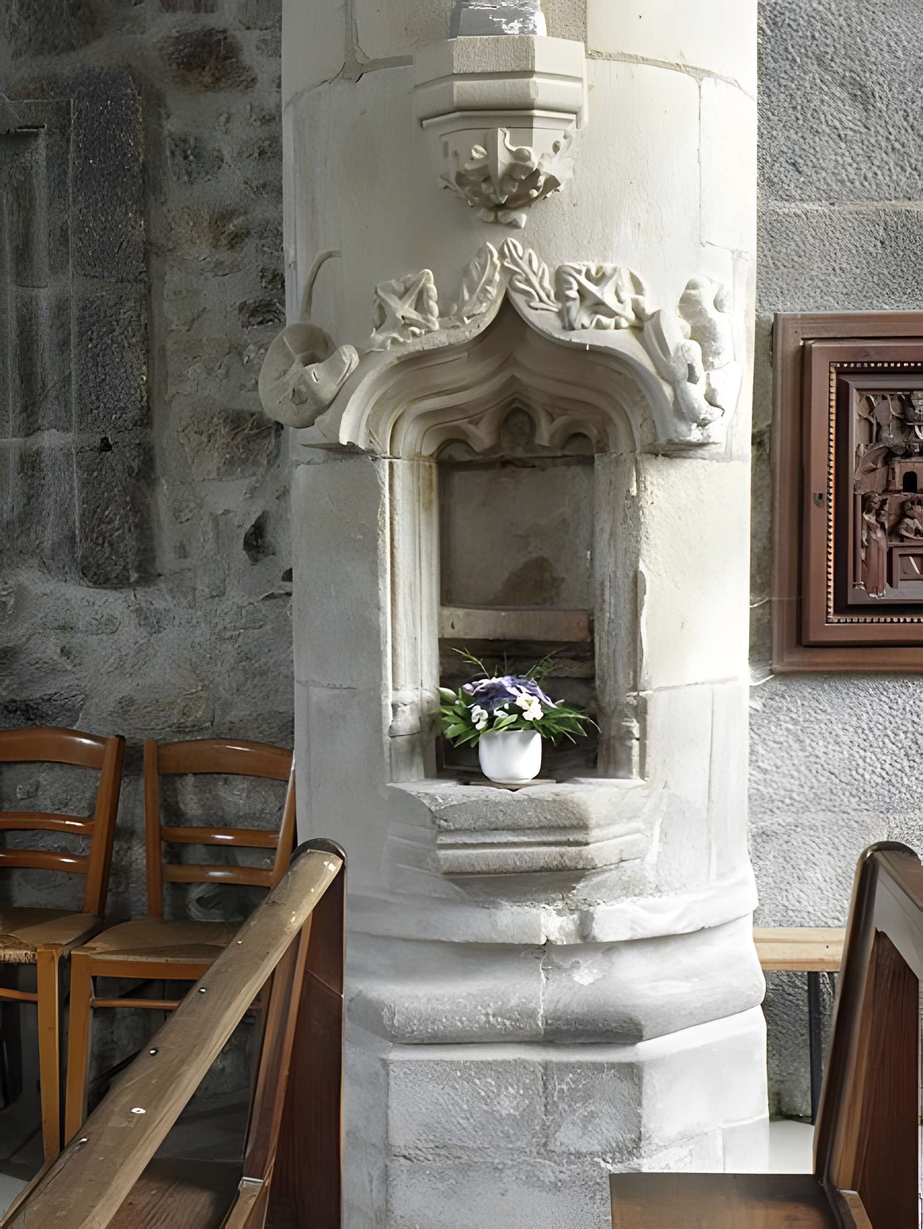 Église Saint-Pierre de Saint-Pierre-de-Plesguen