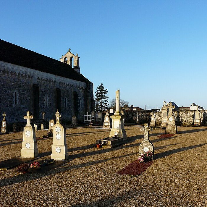Photo de Église Saint-Pierre de Saint-Pierre-dExideuil