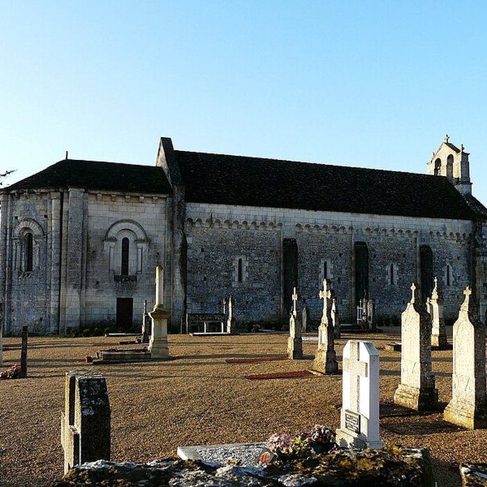 Photo de Église Saint-Pierre de Saint-Pierre-dExideuil