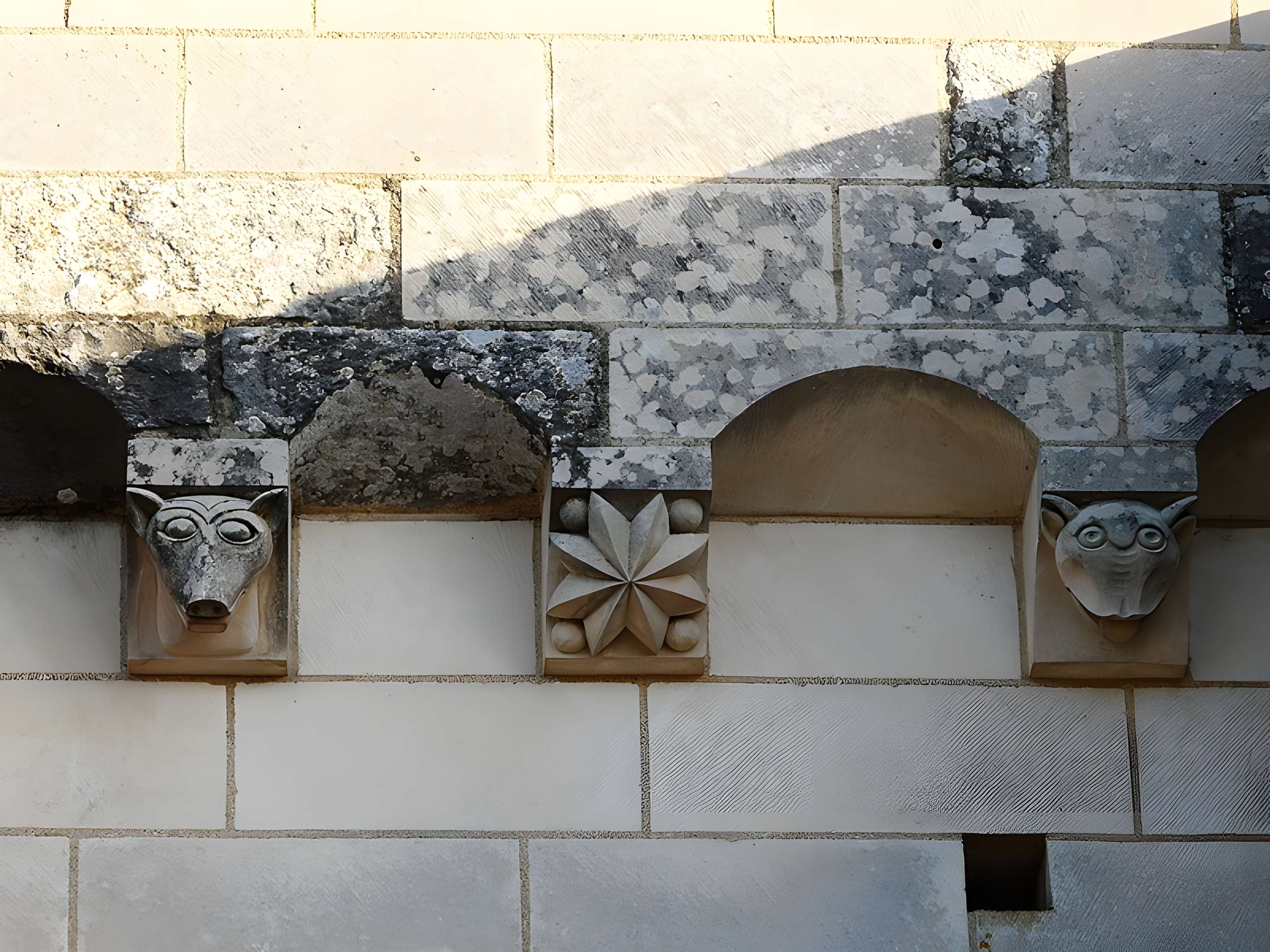 Église Saint-Pierre de Saint-Pierre-d'Exideuil
