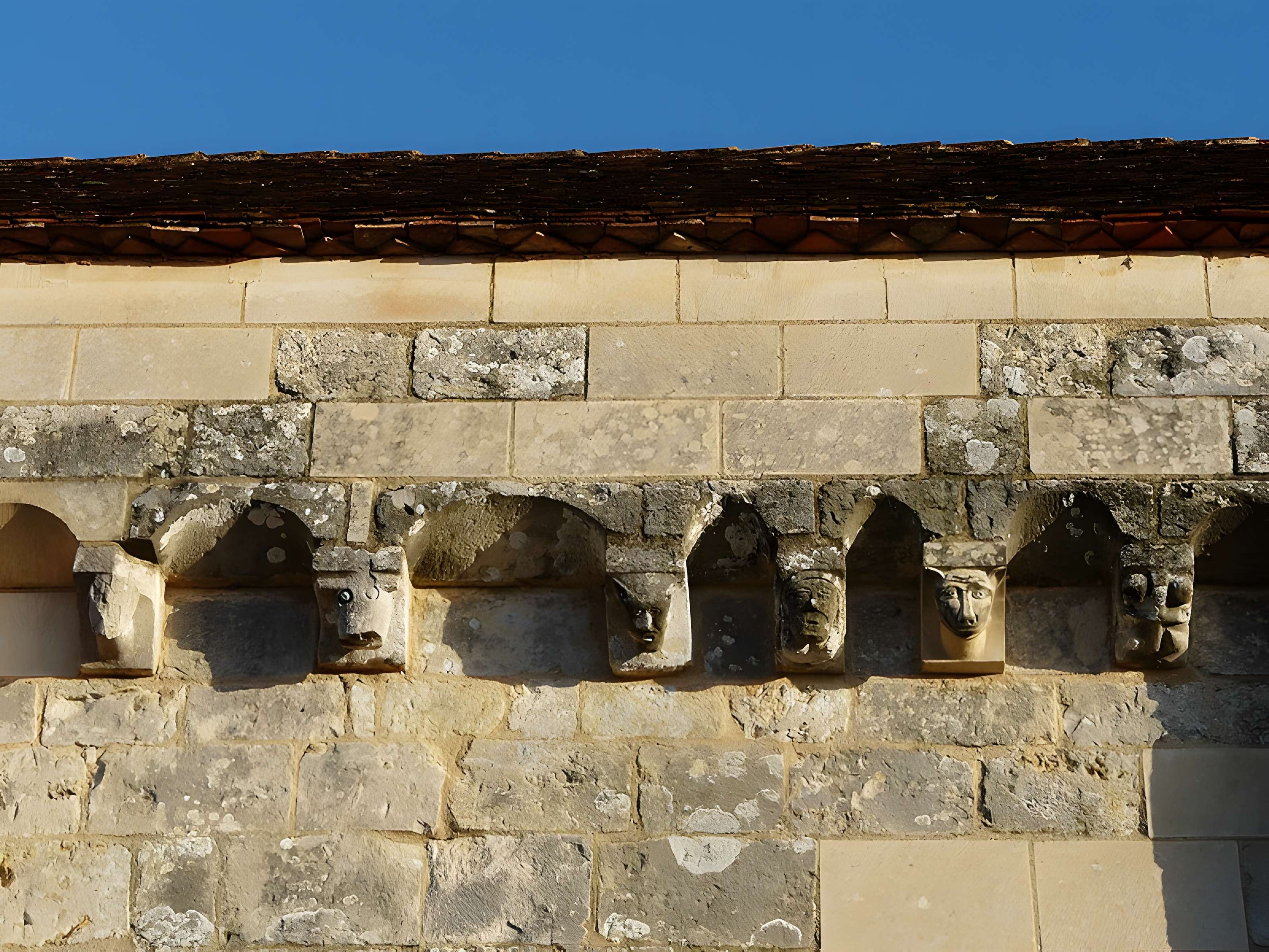Église Saint-Pierre de Saint-Pierre-d'Exideuil
