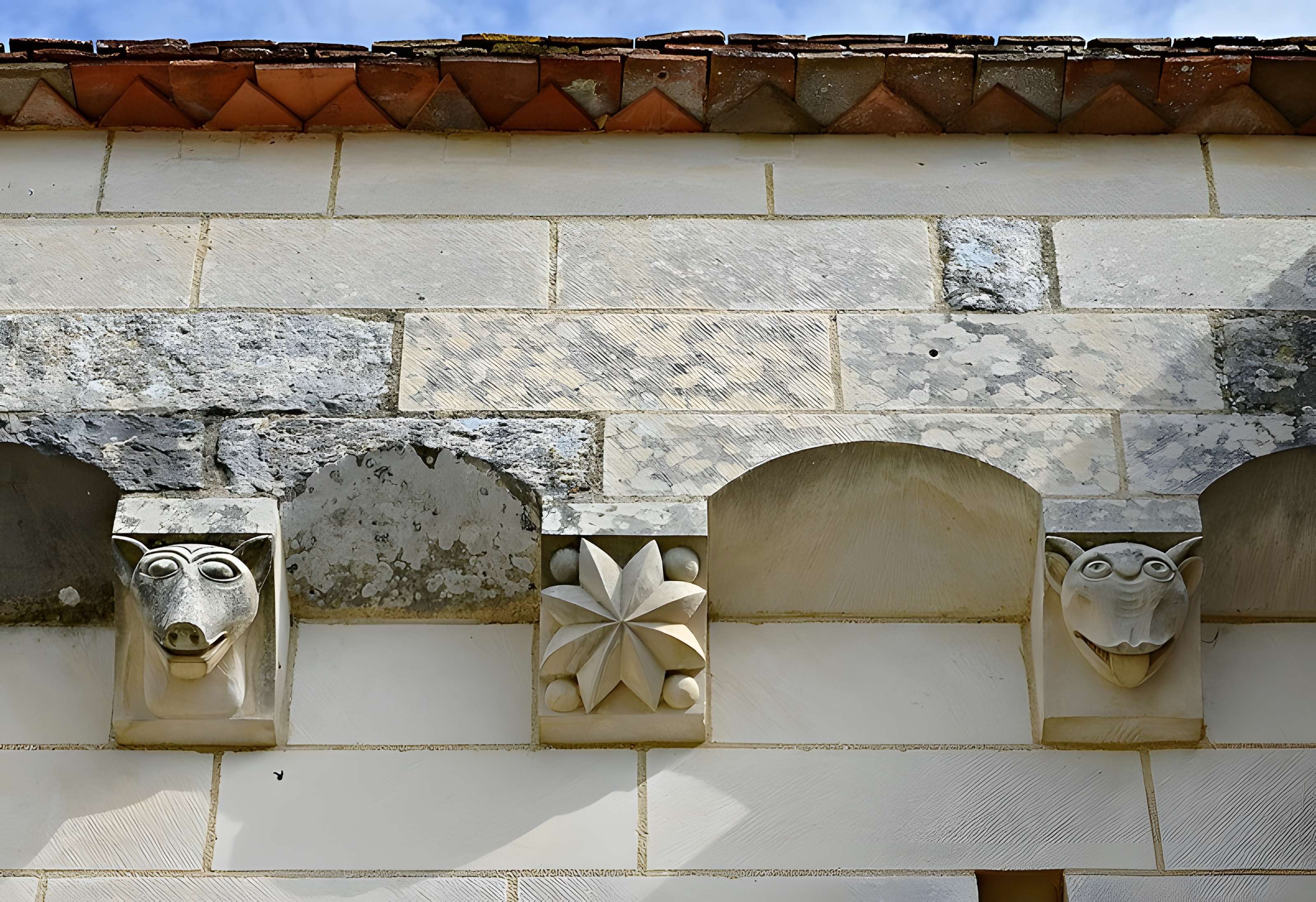 Église Saint-Pierre de Saint-Pierre-d'Exideuil