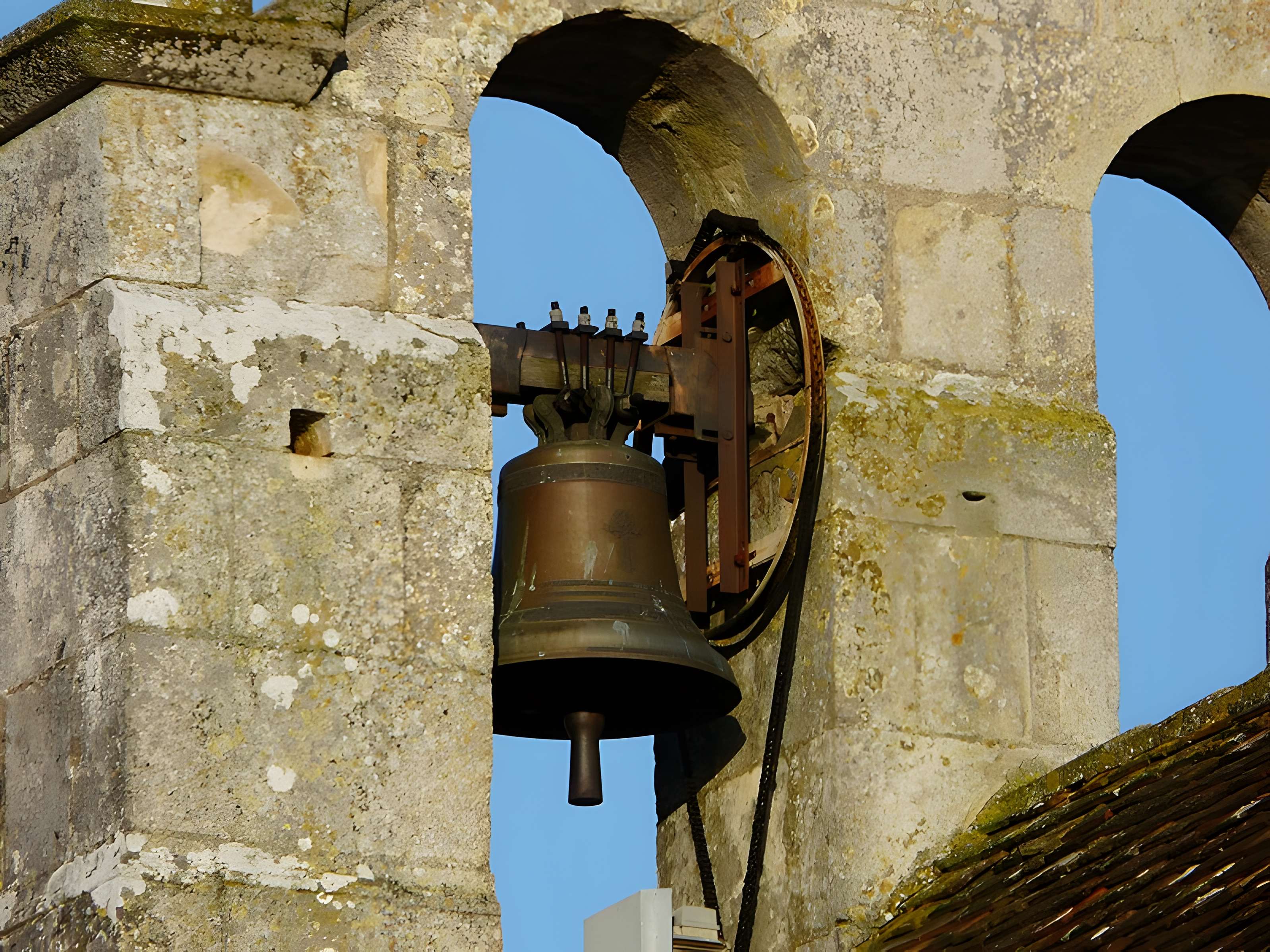Église Saint-Pierre de Saint-Pierre-d'Exideuil