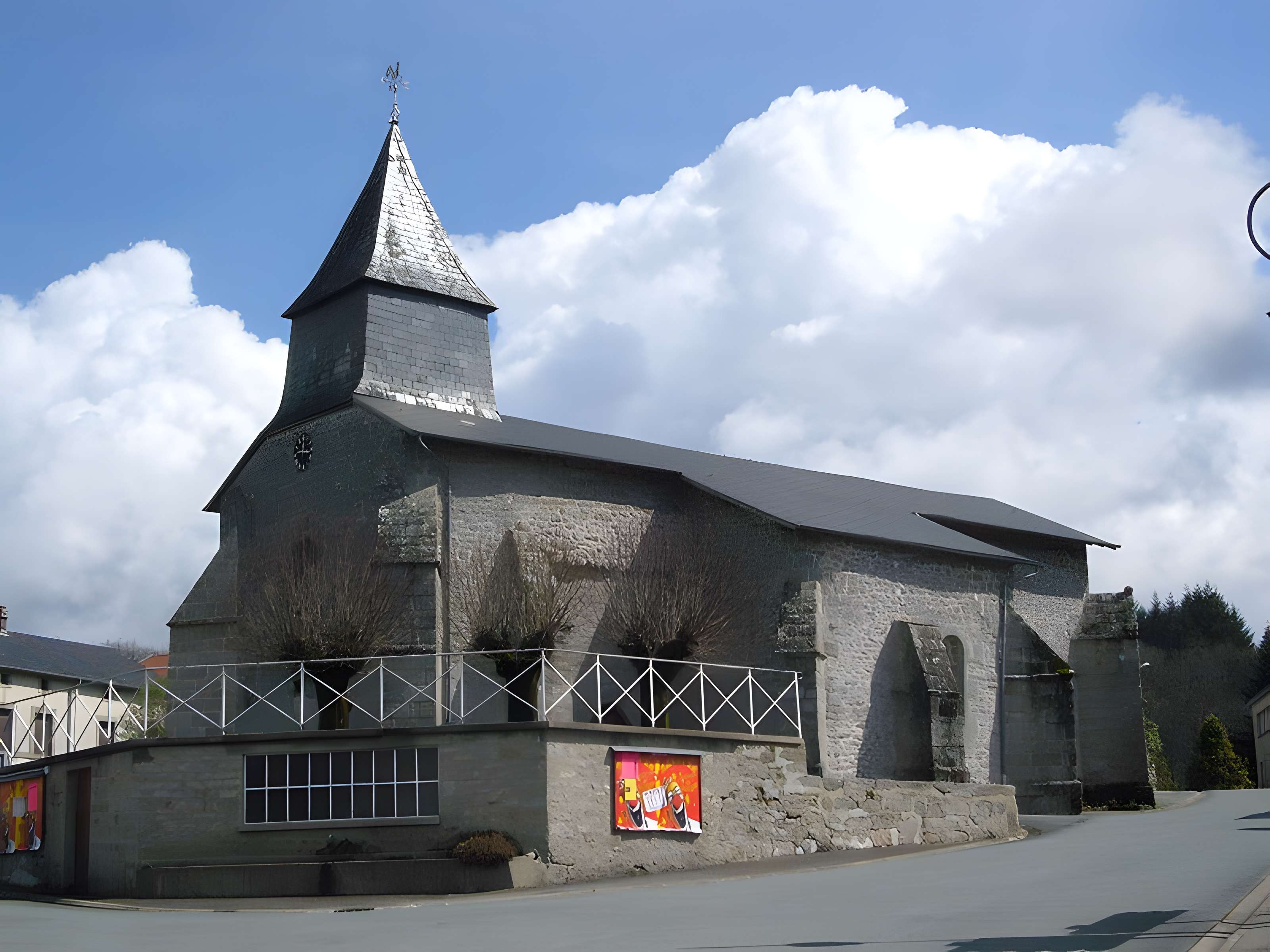 Église Saint-Pierre de Saint-Pierre-la-Montagne 