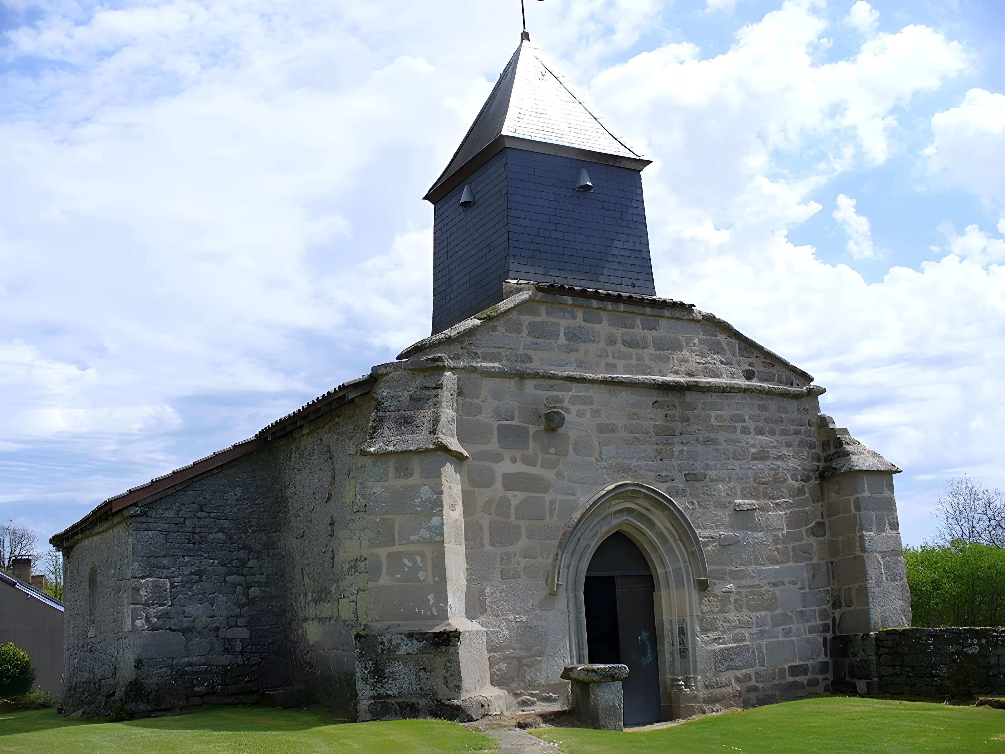 Église Saint-Pierre de Saint-Pierre-la-Montagne