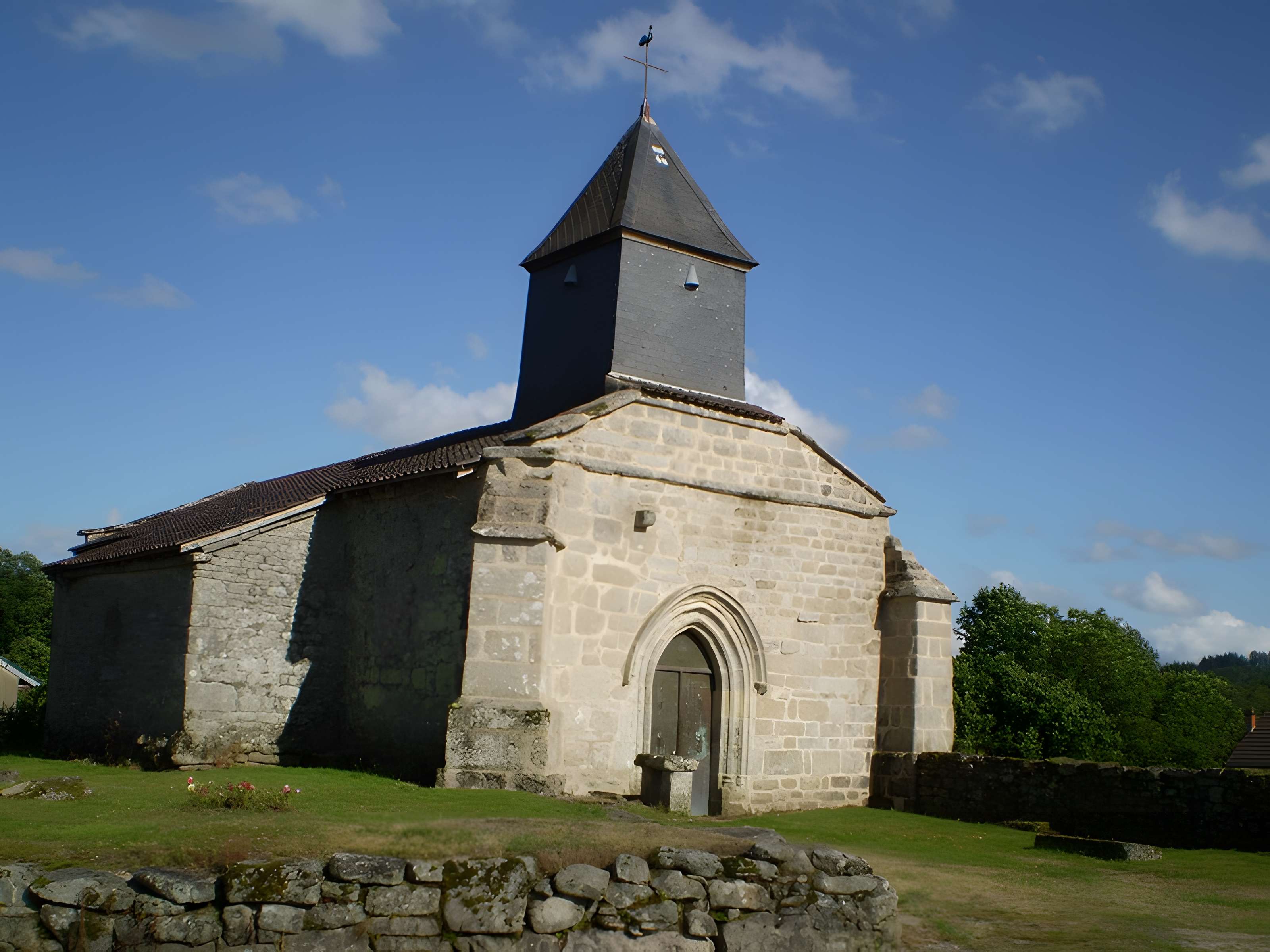Église Saint-Pierre de Saint-Pierre-la-Montagne