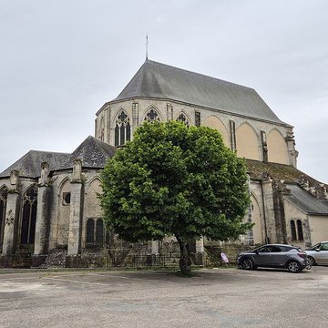 Église Saint-Pierre de Saint-Satur