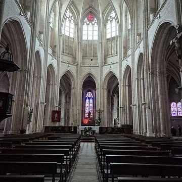 Église Saint-Pierre de Saint-Satur