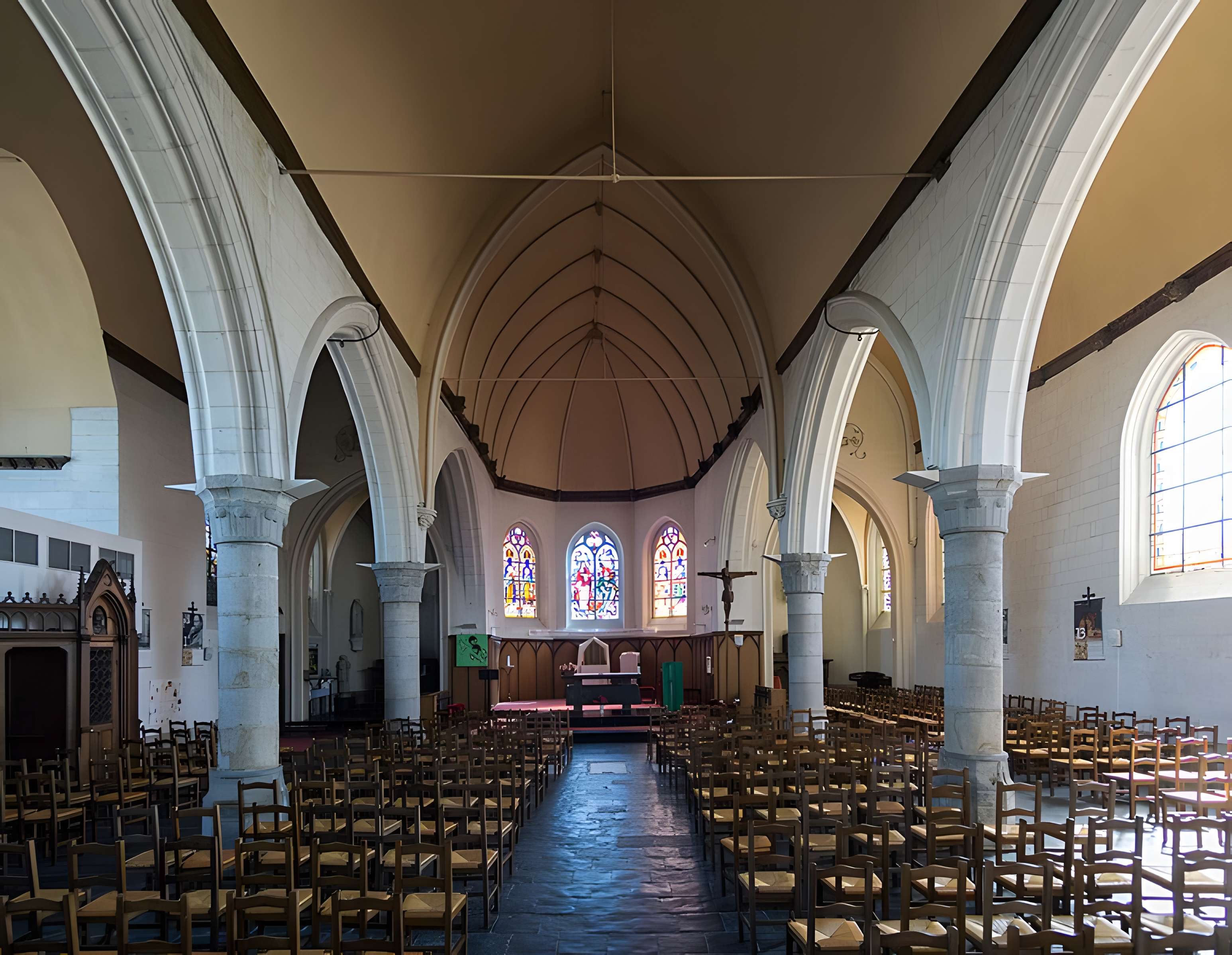 Église Saint-Pierre de Santes