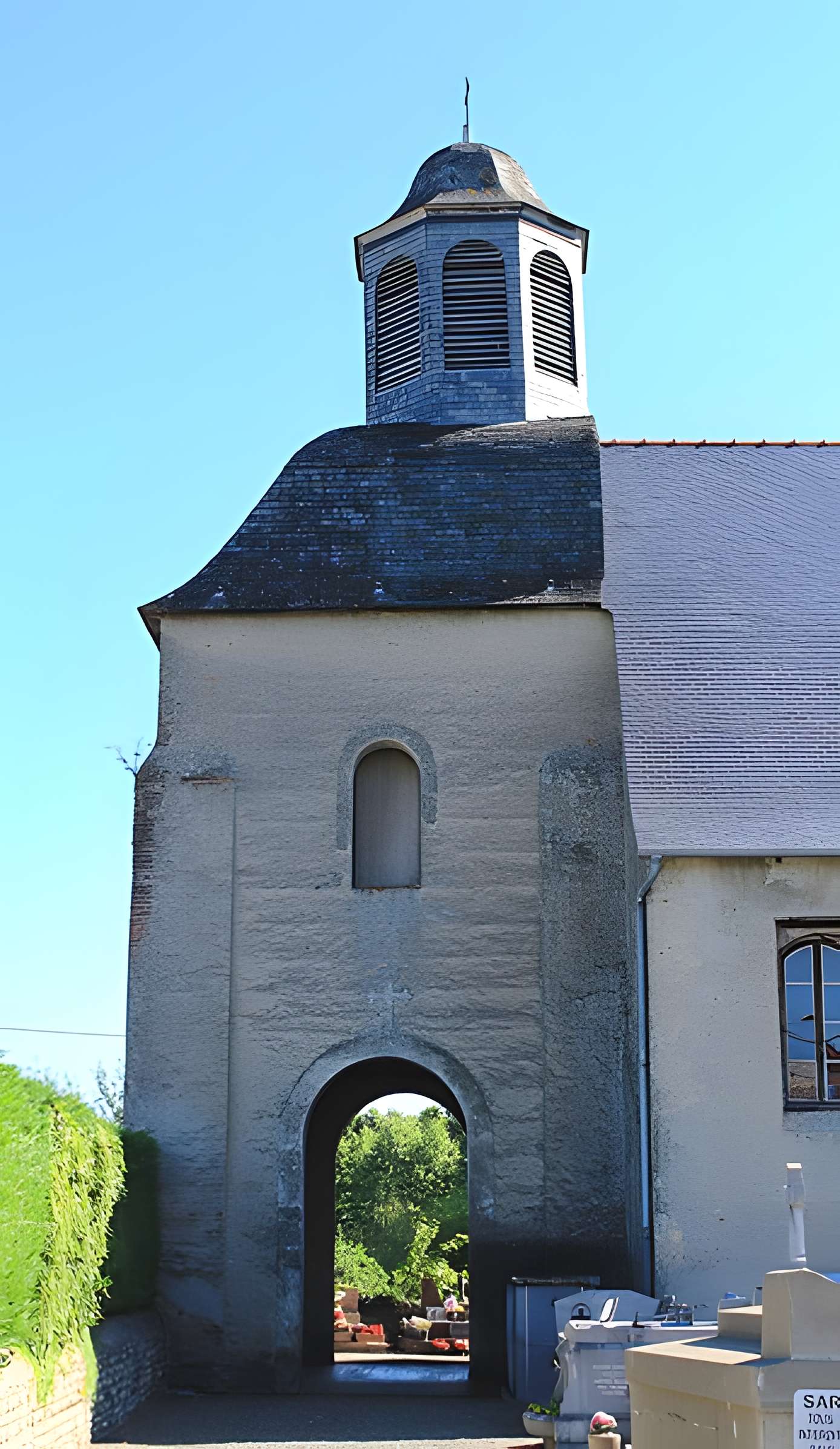 Église Saint-Pierre de Sarniguet