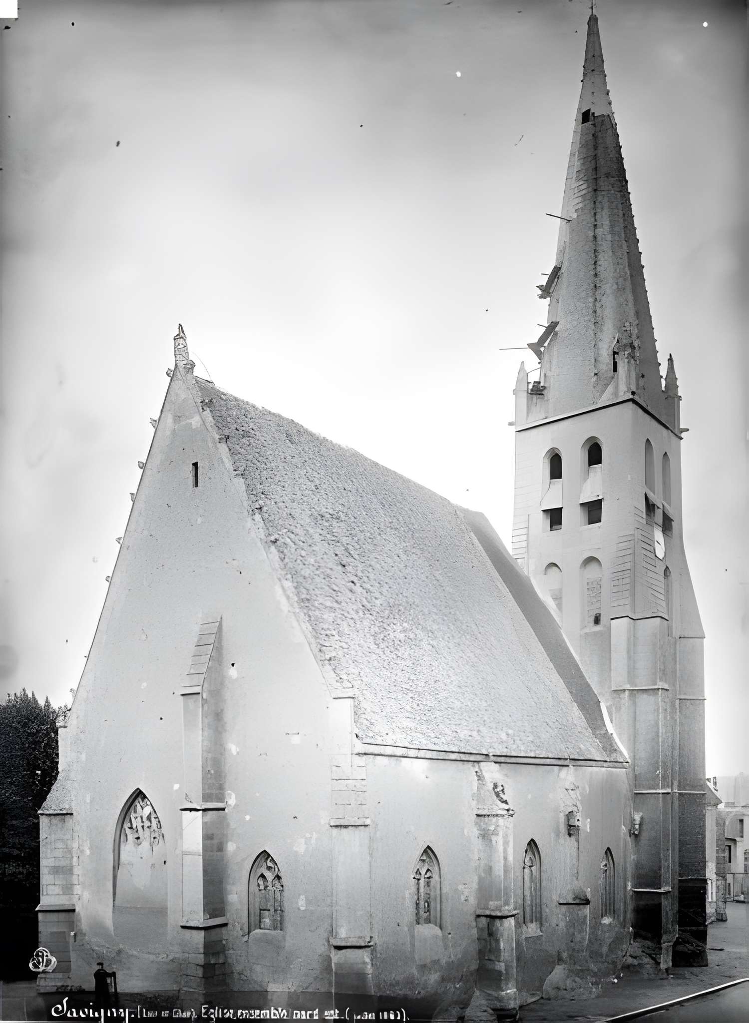 Église Saint-Pierre de Savigny-sur-Braye