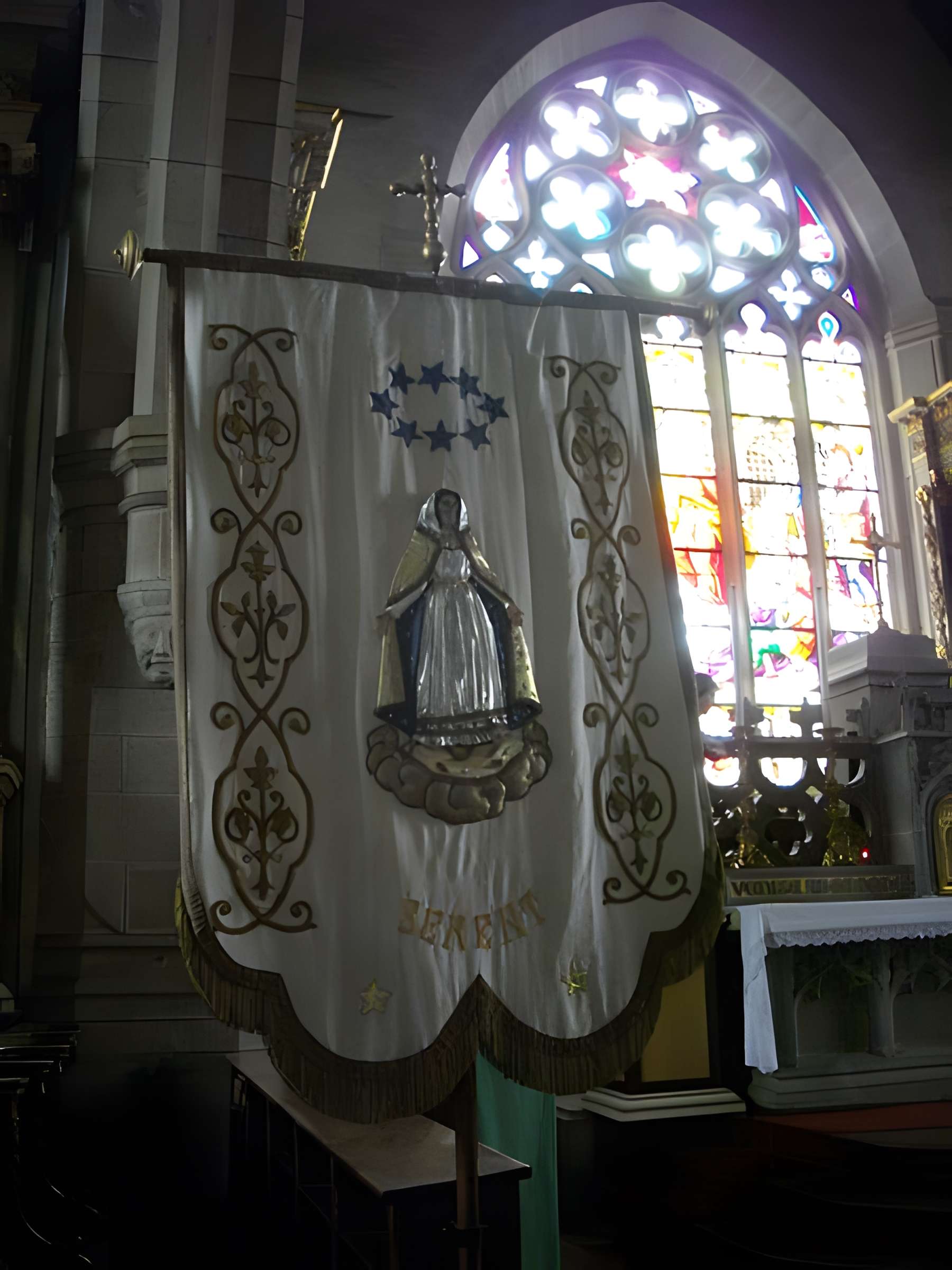 Église Saint-Pierre de Sérent