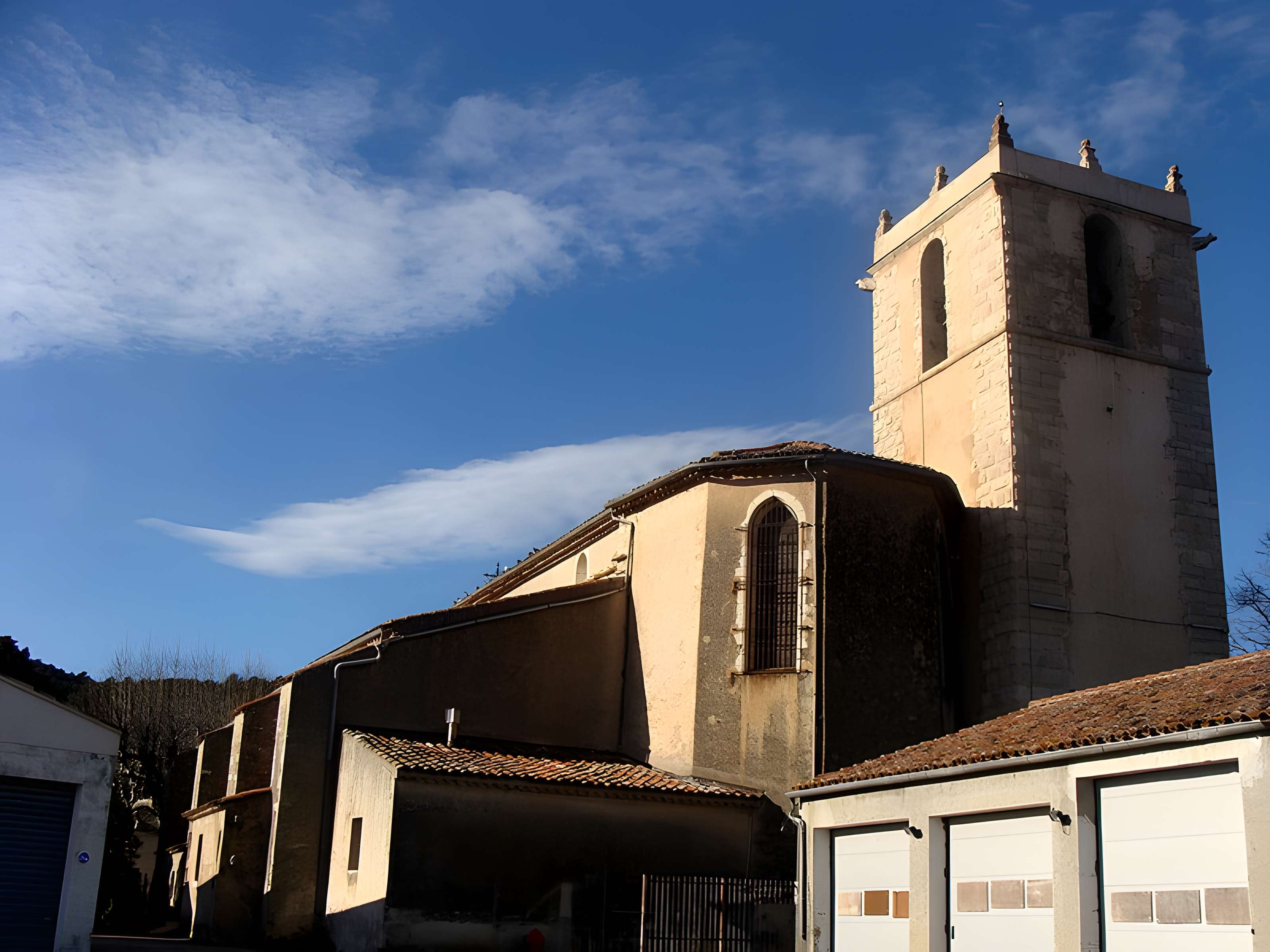 Église Saint-Pierre de Signes