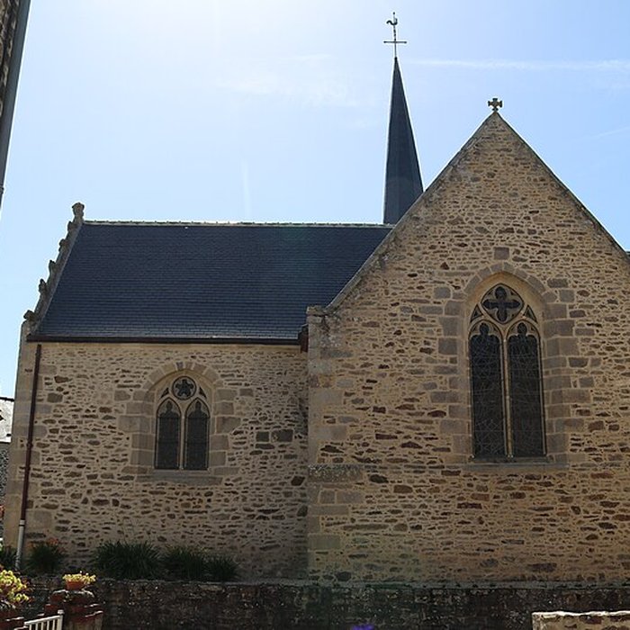 Photo de Église Saint-Pierre de Taden