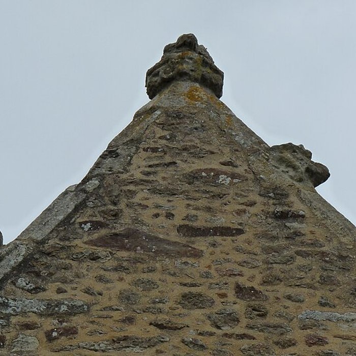 Photo de Église Saint-Pierre de Taden
