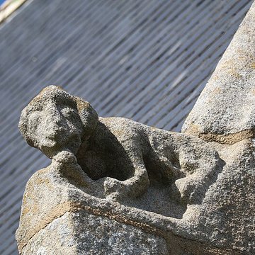 Église Saint-Pierre de Taden