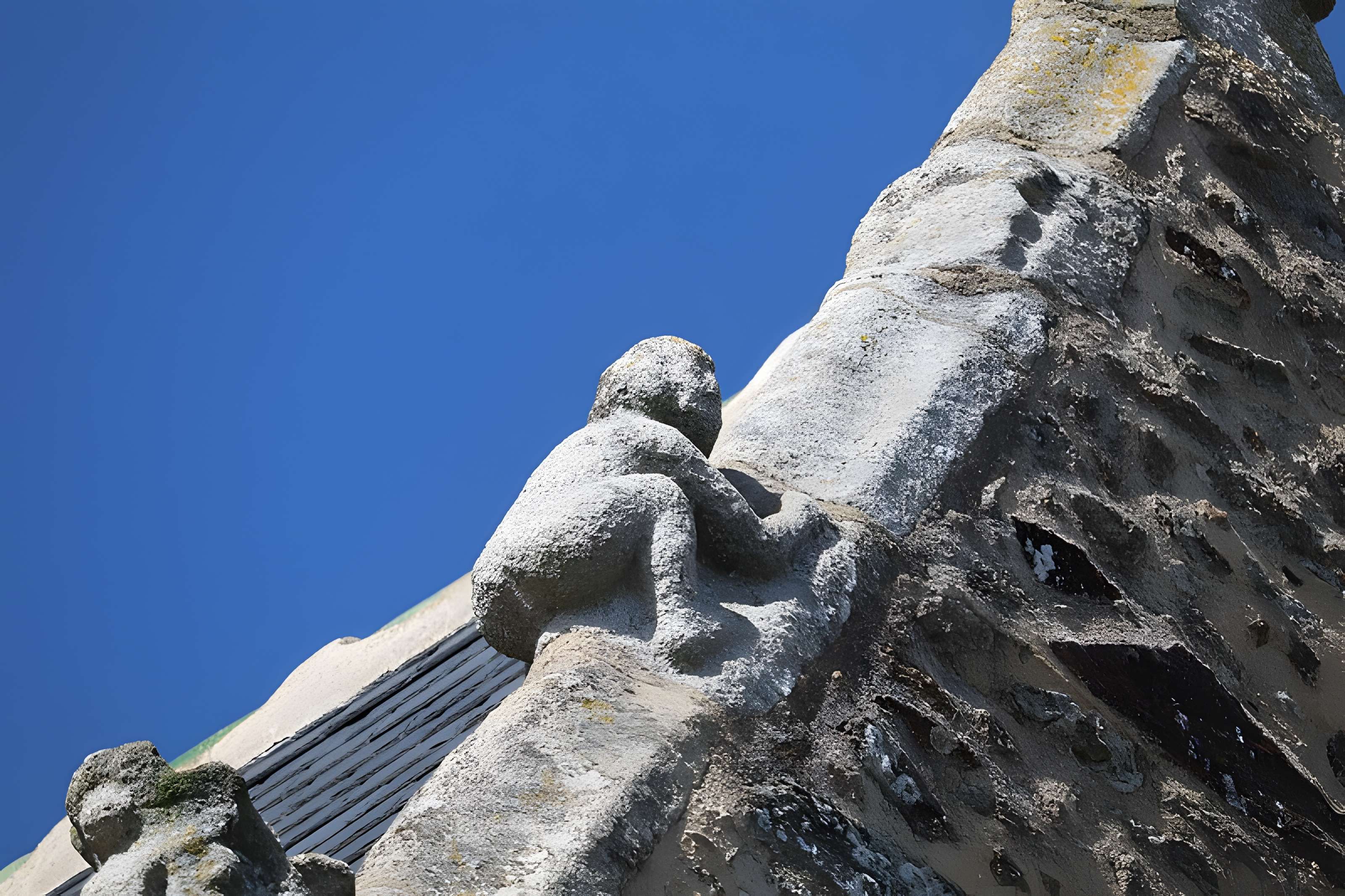 Église Saint-Pierre de Taden