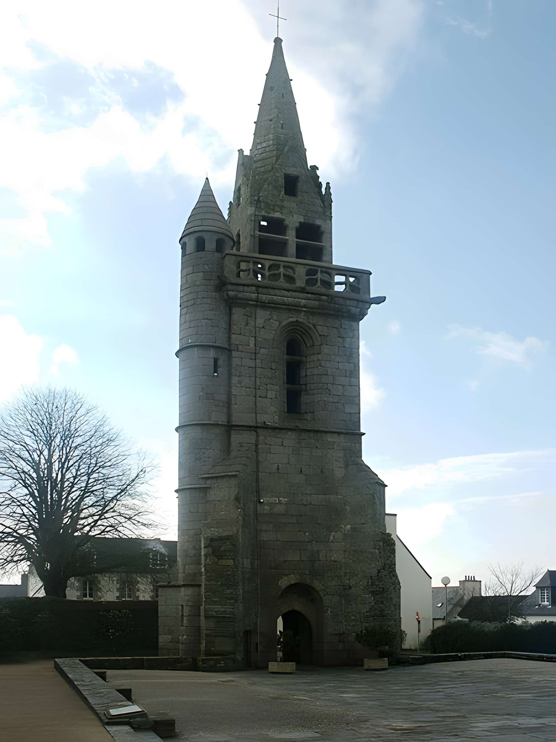Église Saint-Pierre de Taulé 