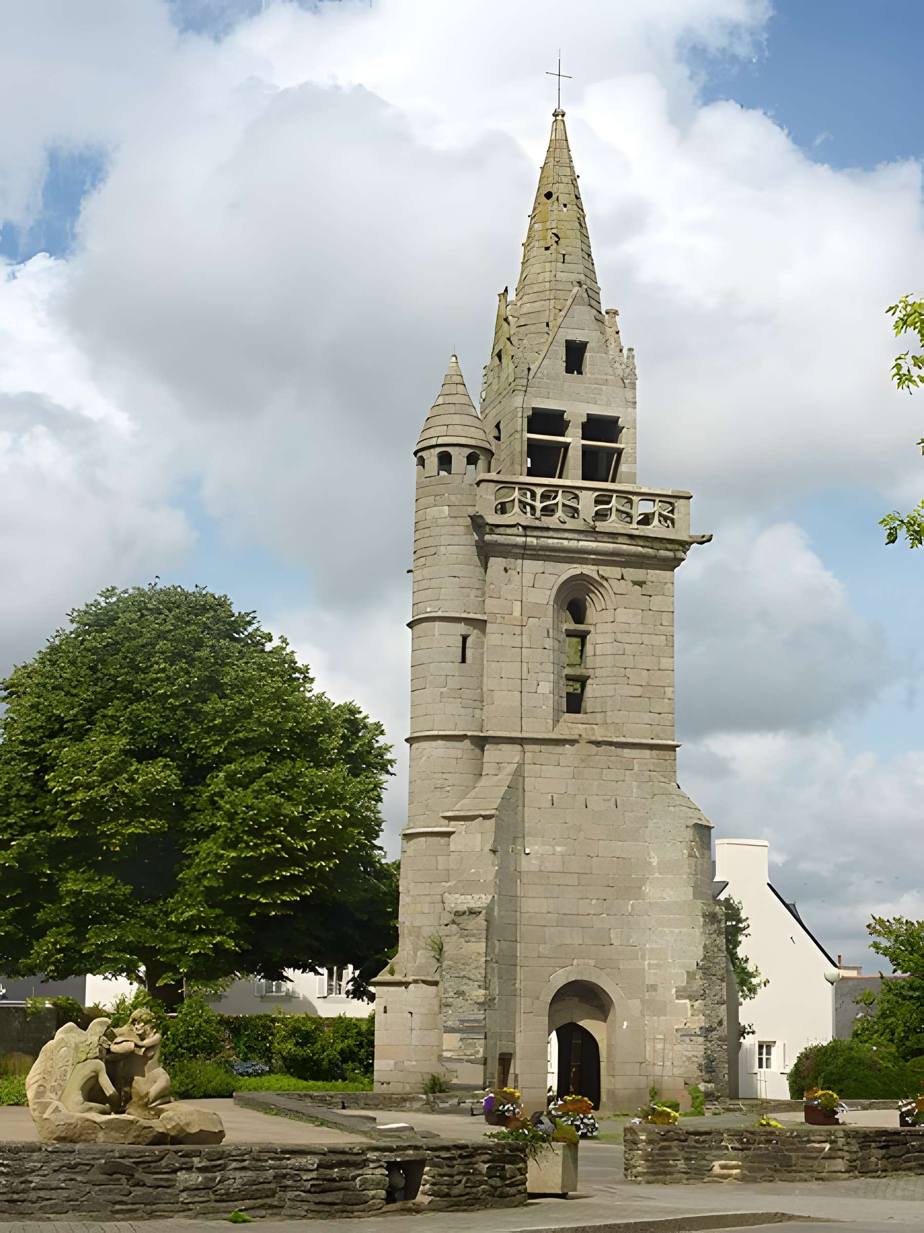 Église Saint-Pierre de Taulé