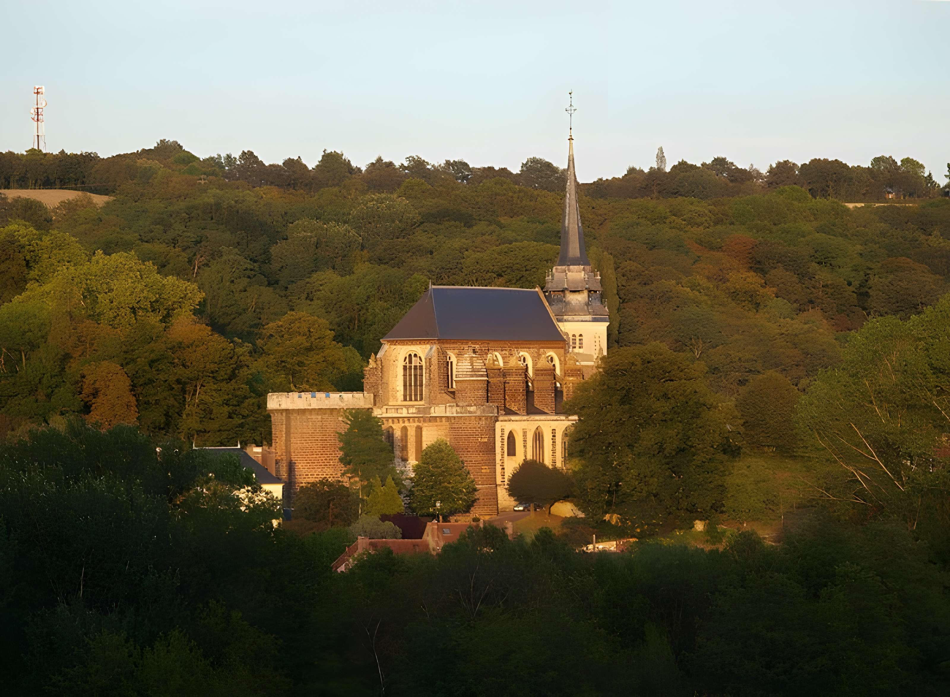 Église Saint-Pierre de Toucy 