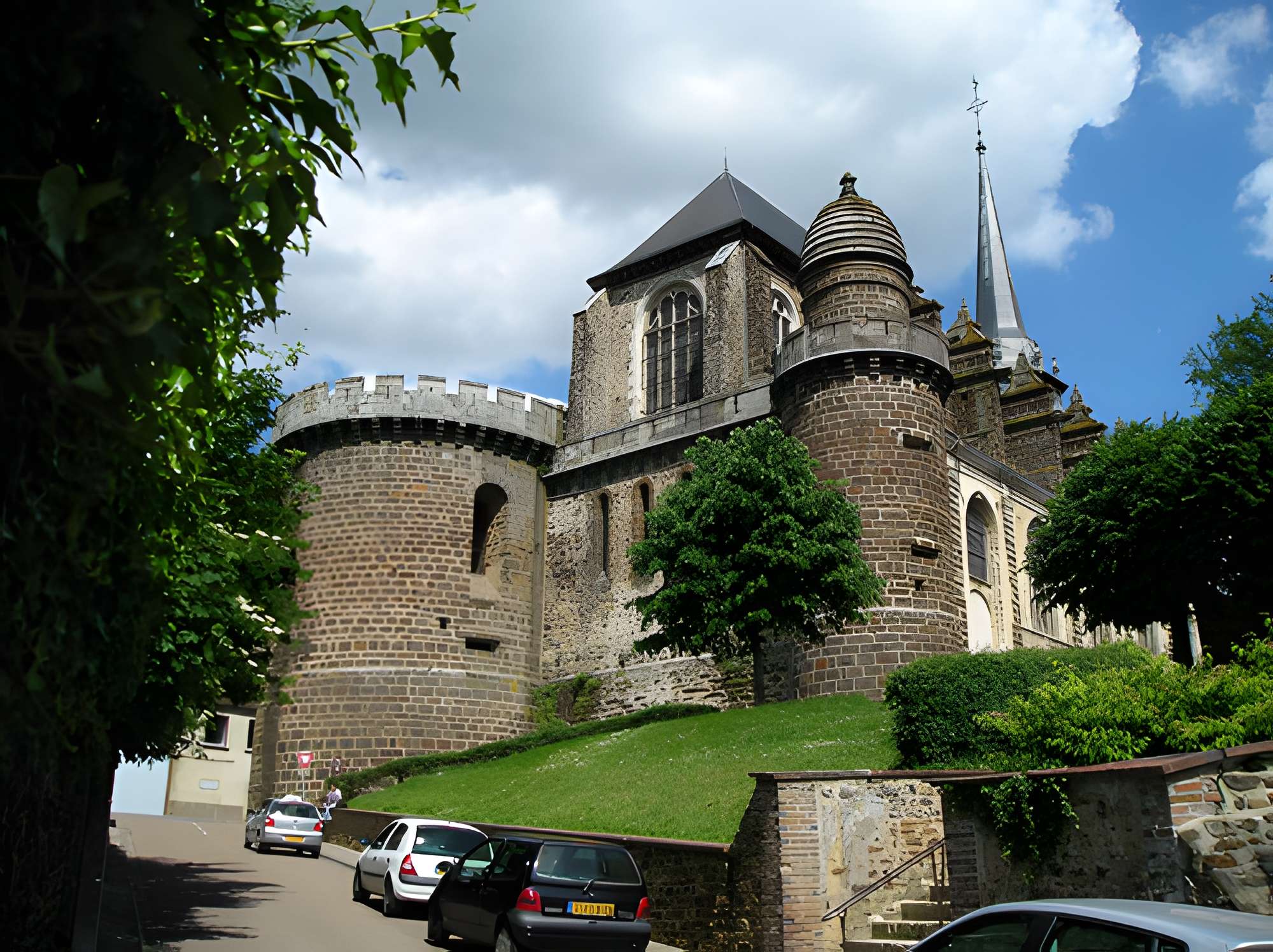 Église Saint-Pierre de Toucy