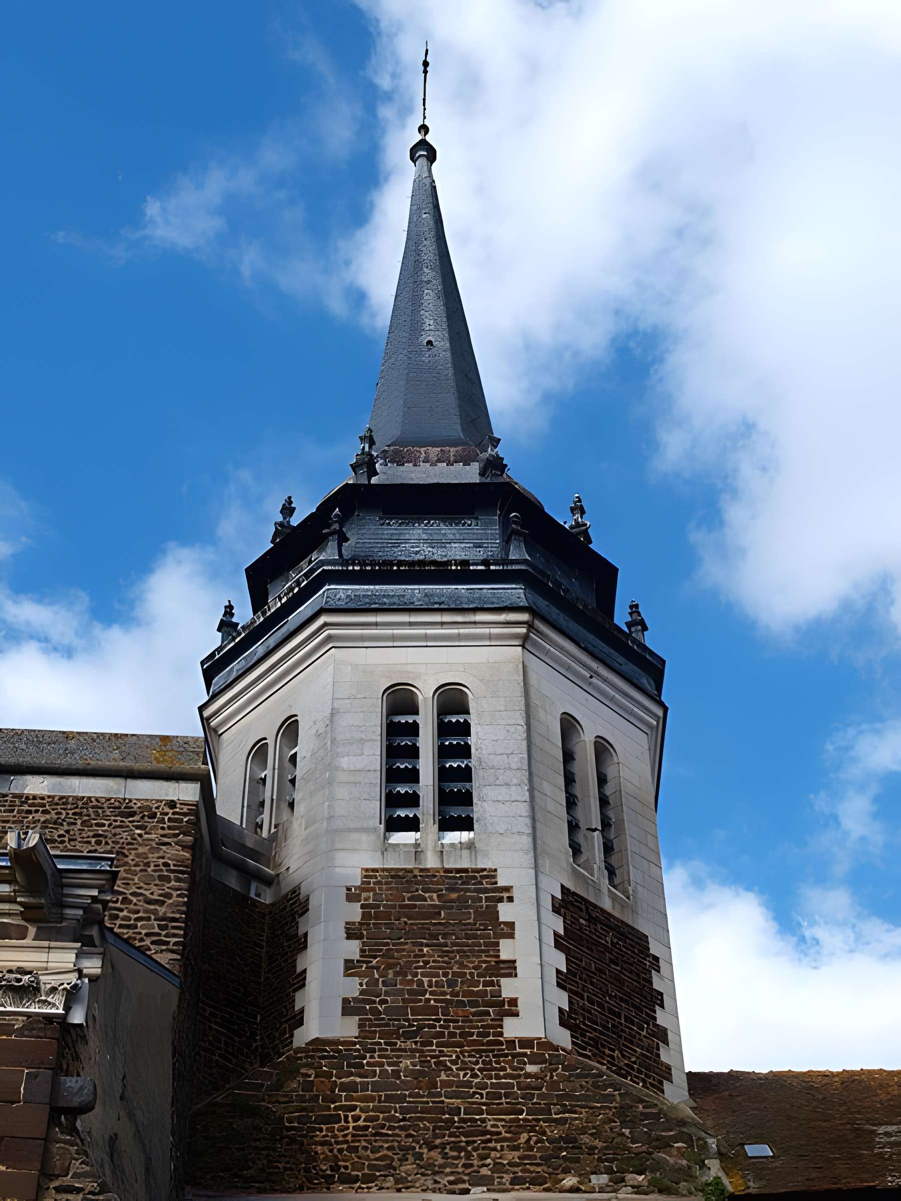 Église Saint-Pierre de Toucy