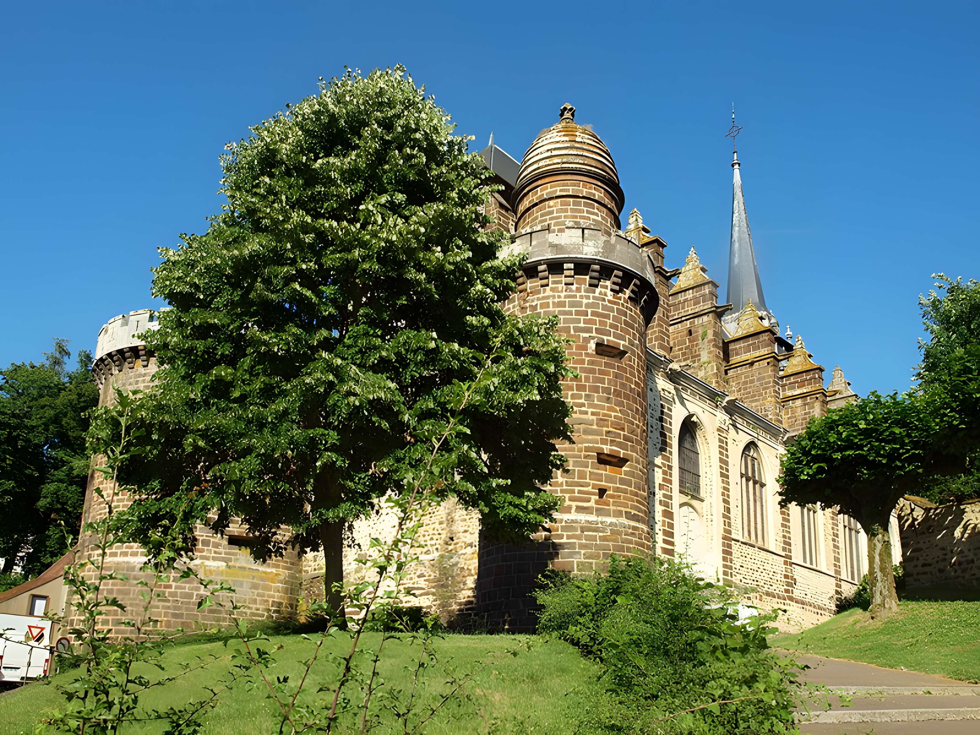 Église Saint-Pierre de Toucy