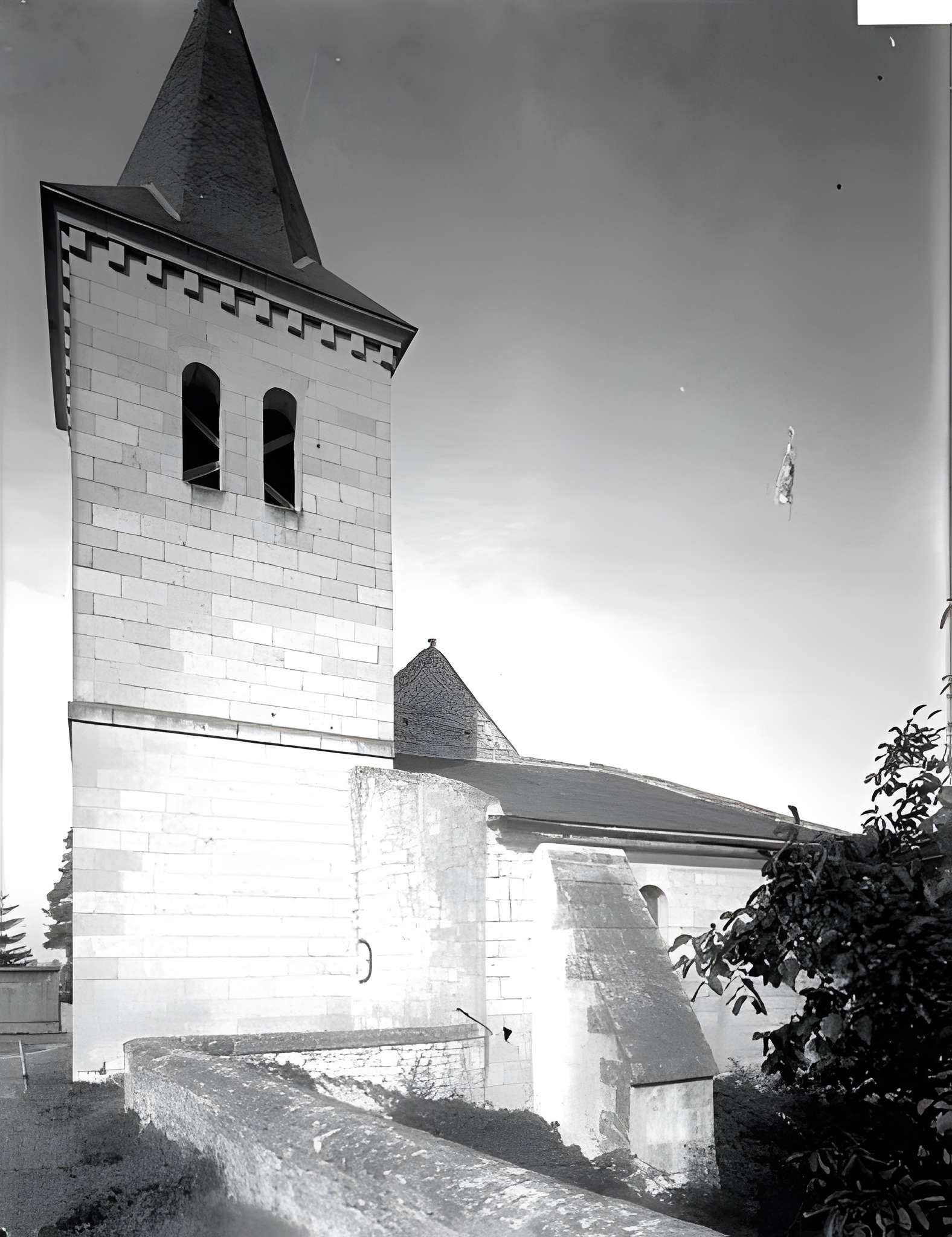 Église Saint-Pierre de Tourtenay