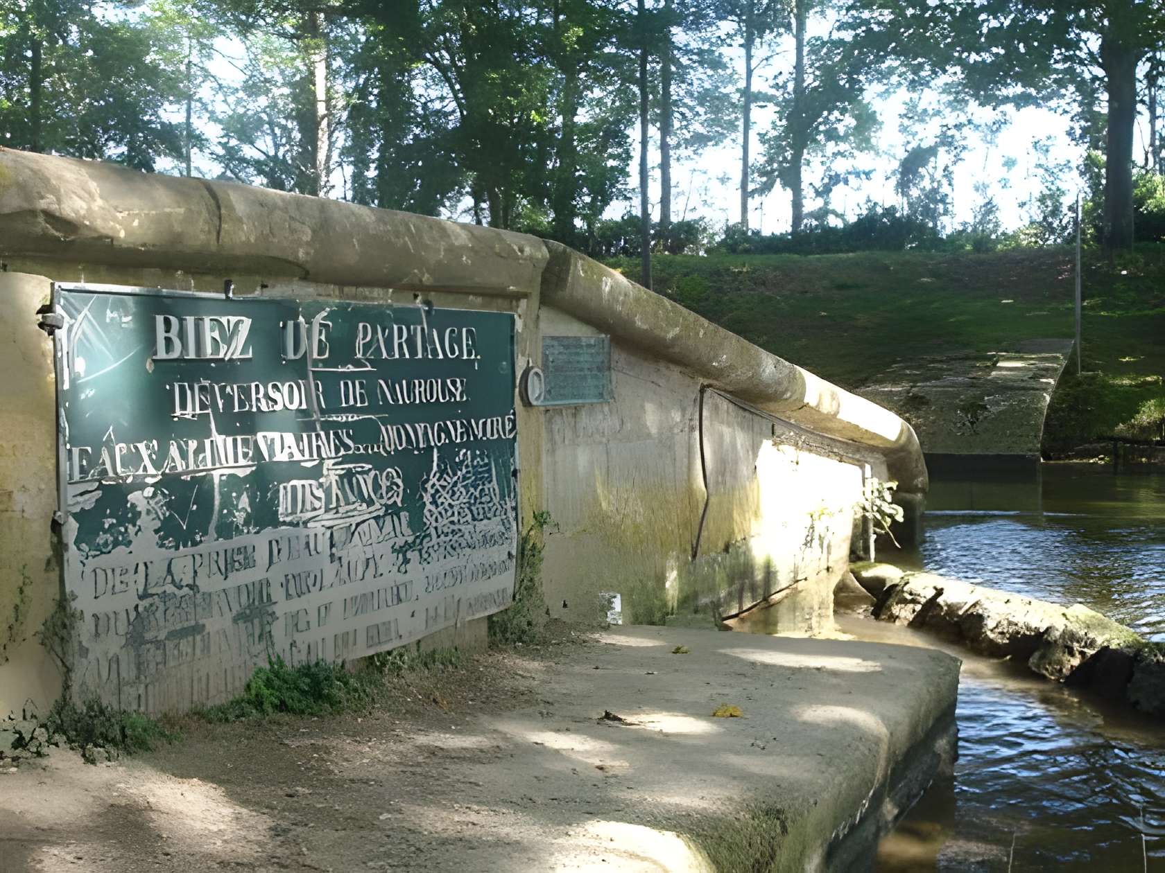 Canal du Midi Bassin de Naurouze 