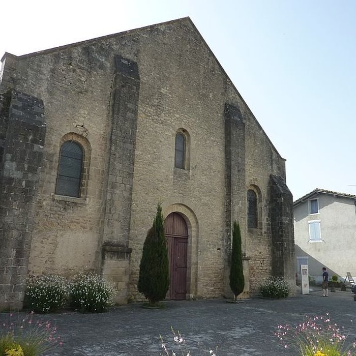Photo de Église Saint-Pierre de Varen