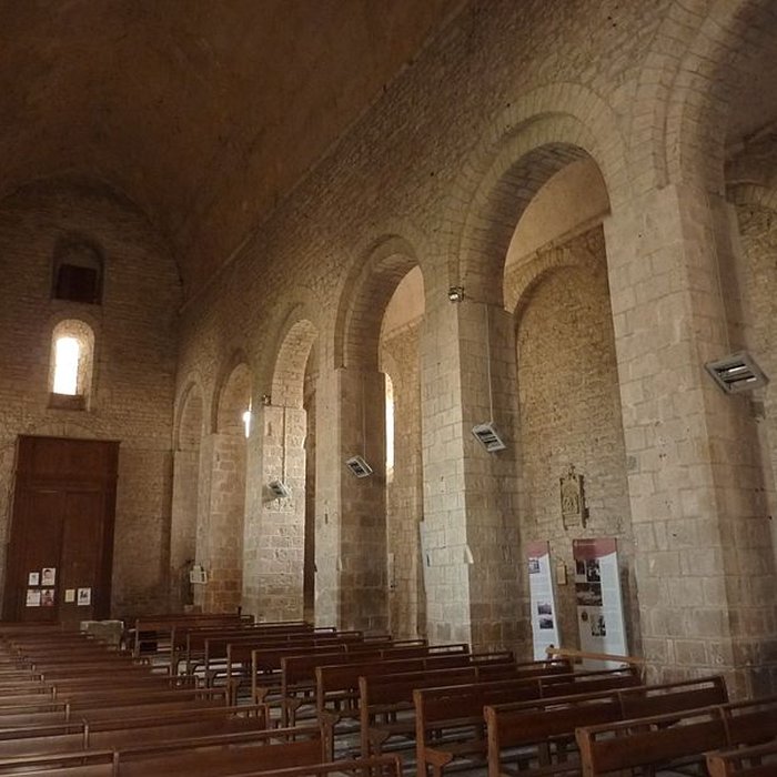 Photo de Église Saint-Pierre de Varen