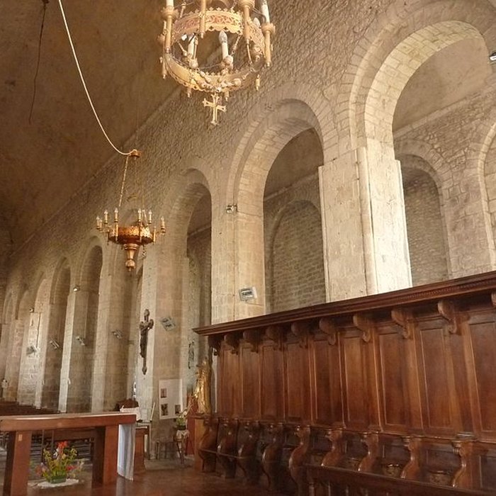 Photo de Église Saint-Pierre de Varen