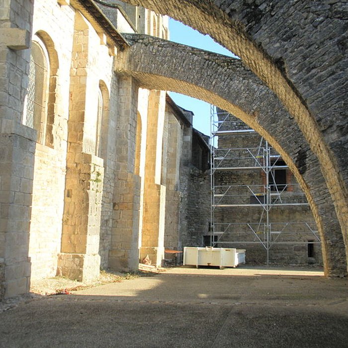 Photo de Église Saint-Pierre de Varen